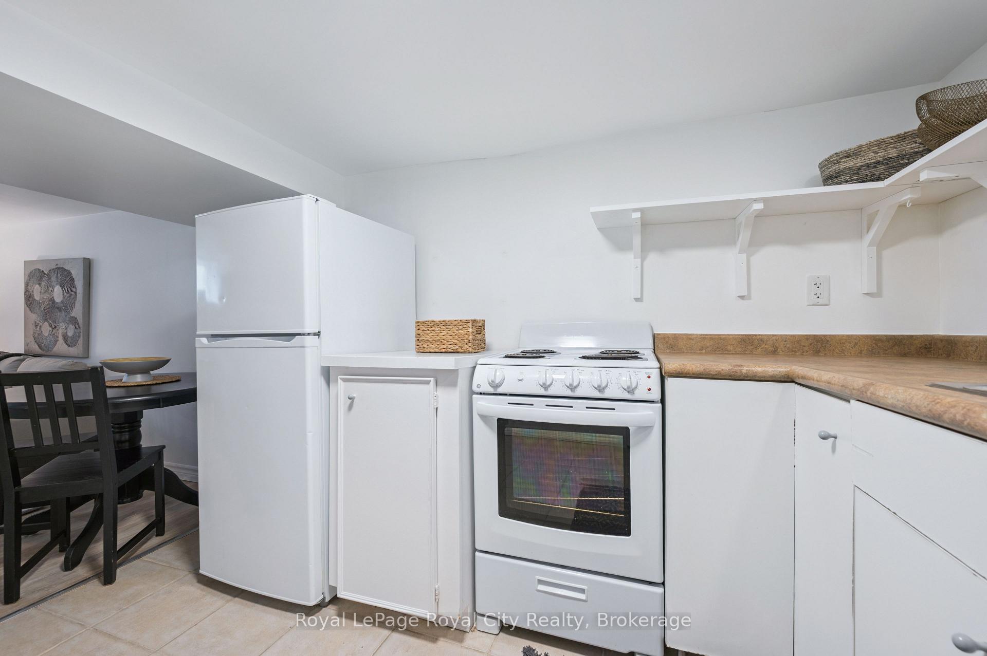 Photo 28 of 21 James Street W, Guelph, Dovercliffe Park/Old University — HOMEH