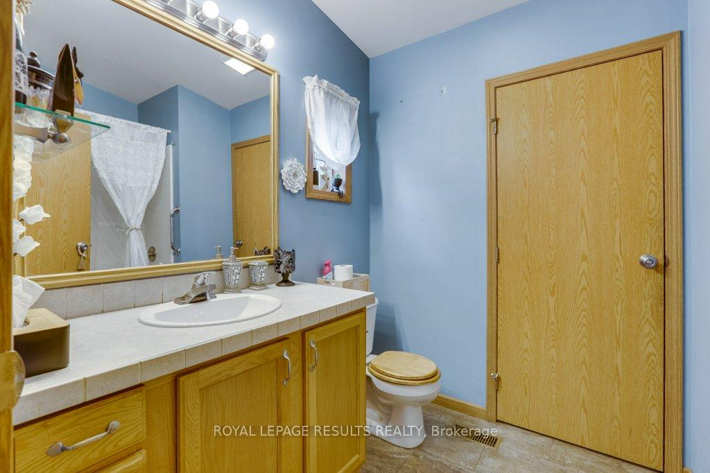 Photo 16 of Unit 35, 33 Pitt Street, Bayham, Port Burwell — HOMEH