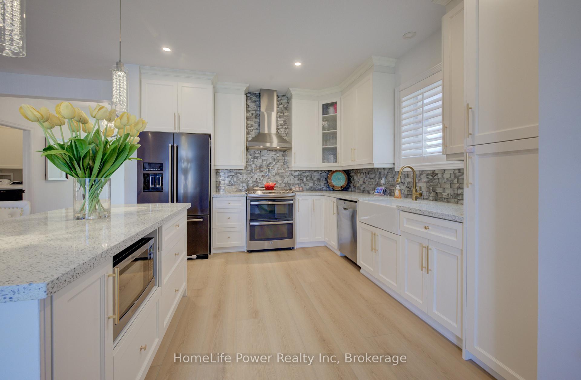 Photo 14 of 113 Dallan Drive, Guelph, Pineridge/Westminster Woods — HOMEH
