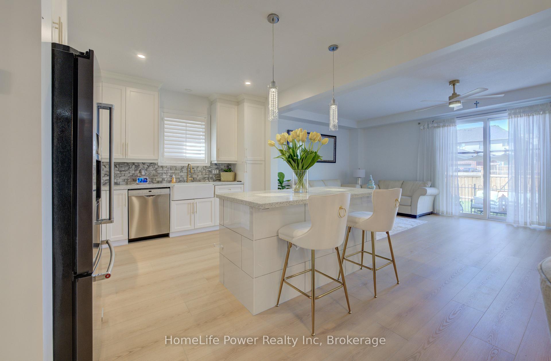 Photo 17 of 113 Dallan Drive, Guelph, Pineridge/Westminster Woods — HOMEH