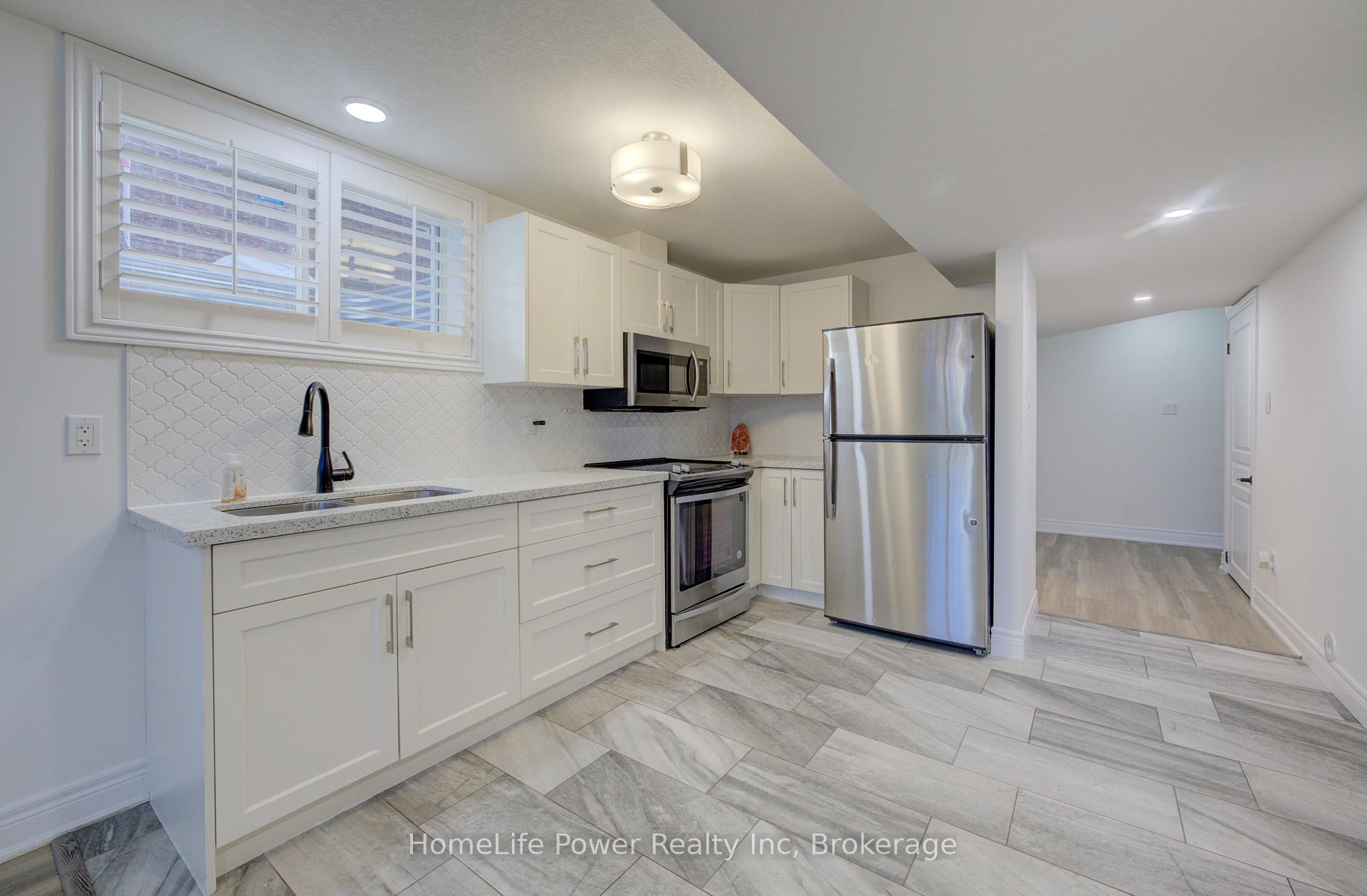 Photo 37 of 113 Dallan Drive, Guelph, Pineridge/Westminster Woods — HOMEH
