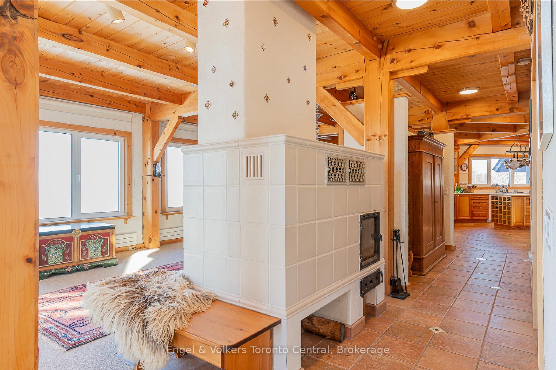 Photo 5 of 496083 Grey Road 2, Blue Mountains — HOMEH