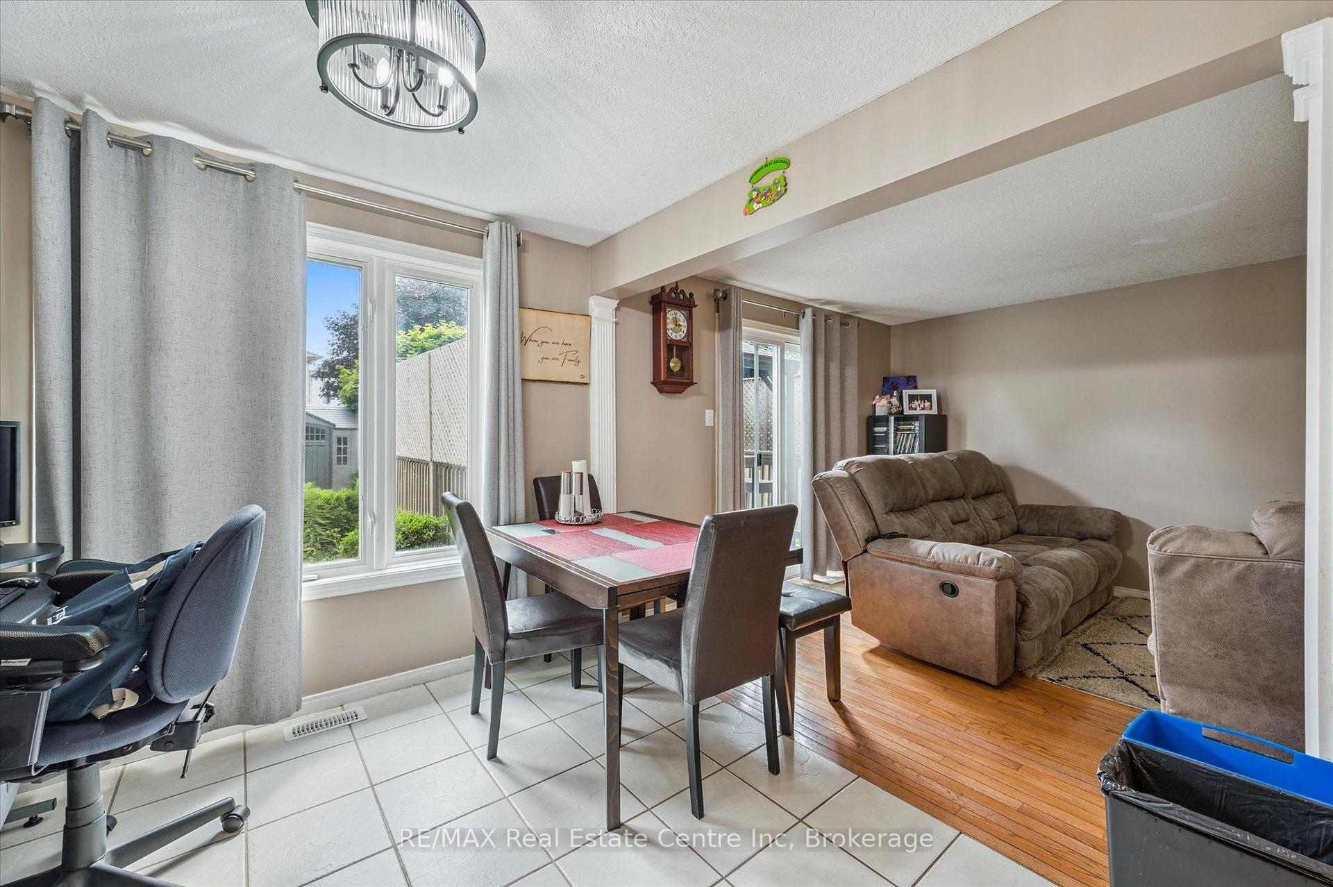 Photo 6 of 161 Stephanie Drive, Guelph, Willow West/Sugarbush/West Acres — HOMEH