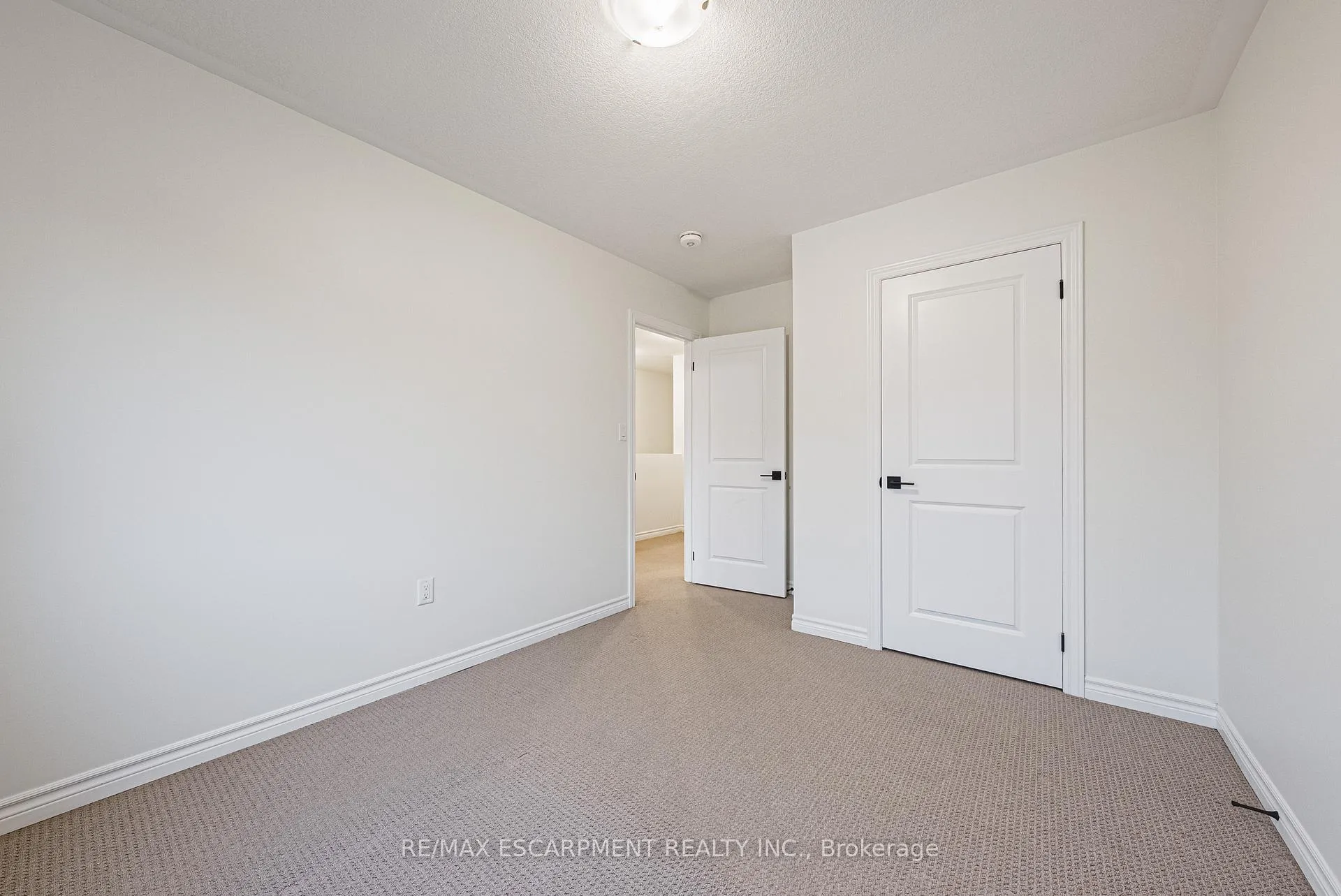 Photo 19 of 47 Cadwell Lane, Hamilton, Mountview — HOMEH