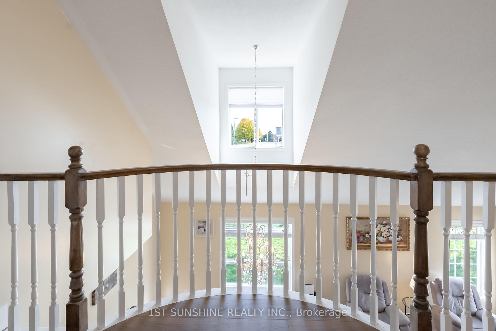 Photo 23 of 263 Hepburn Crescent, Hamilton, Mountview — HOMEH