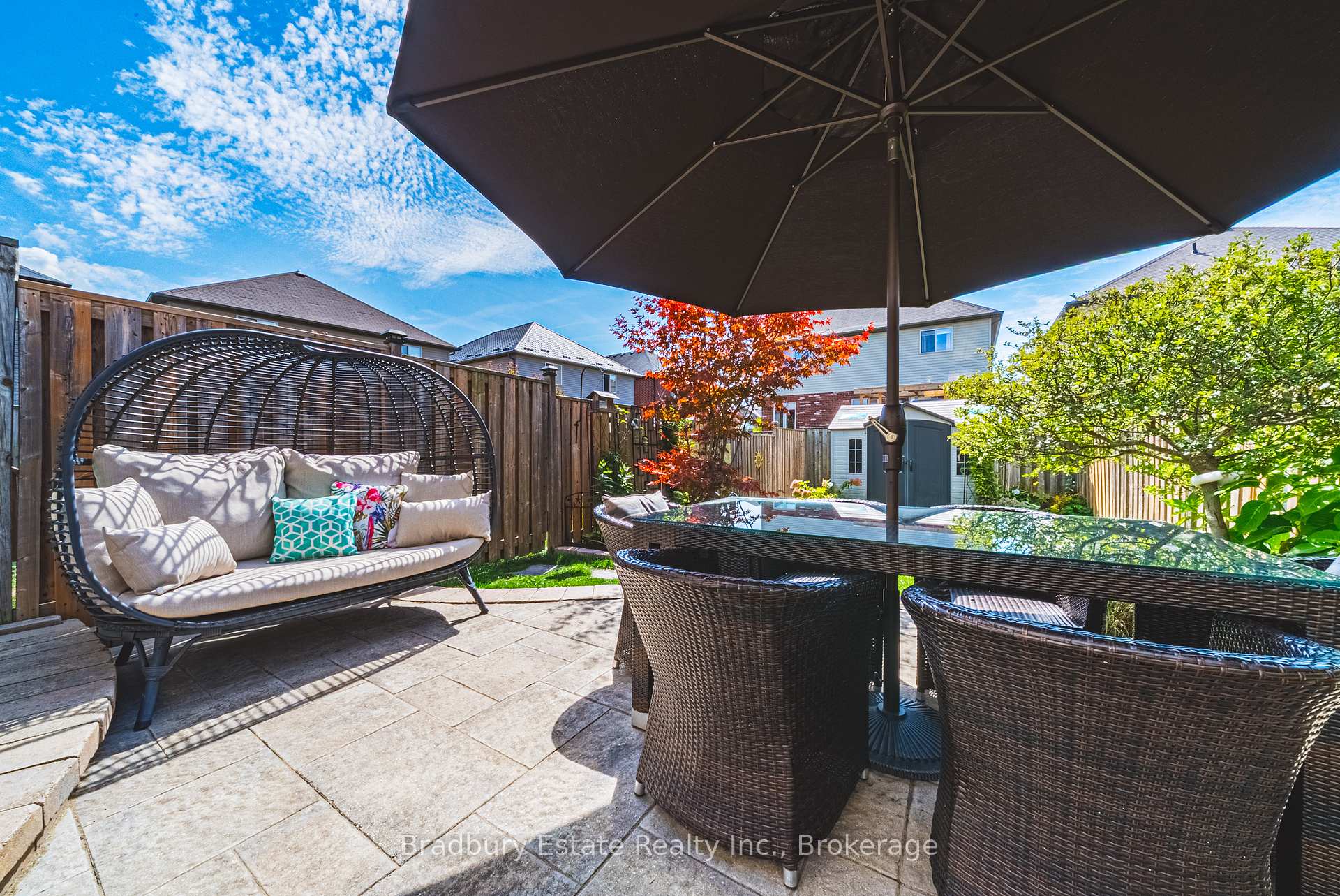 Photo 8 of 42 Fall Fair Way, Hamilton, Binbrook — HOMEH