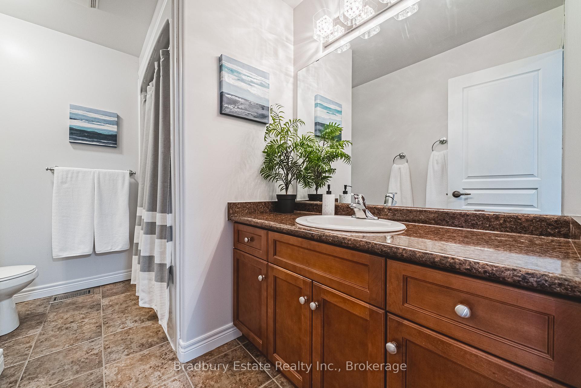 Photo 30 of 42 Fall Fair Way, Hamilton, Binbrook — HOMEH