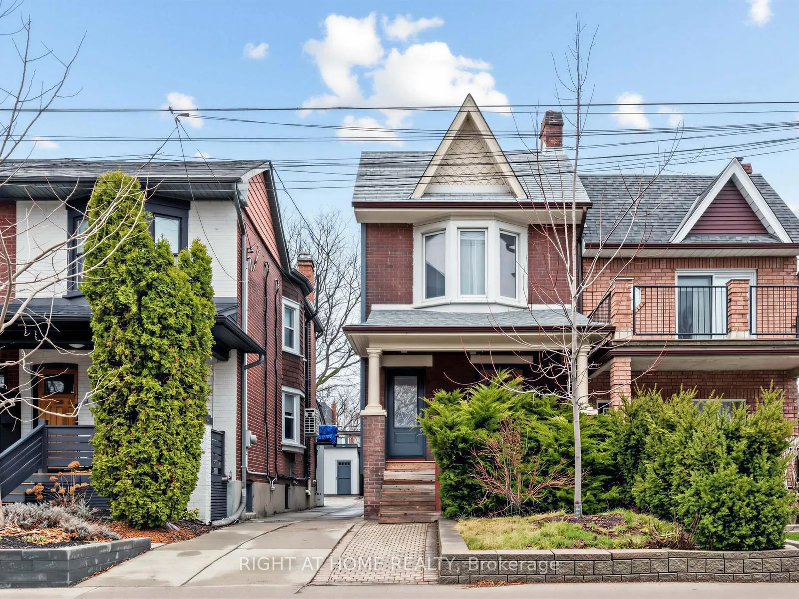 Photo 2 of 84 Shanly Street, Toronto, Dovercourt-Wallace Emerson-Junction — HOMEH