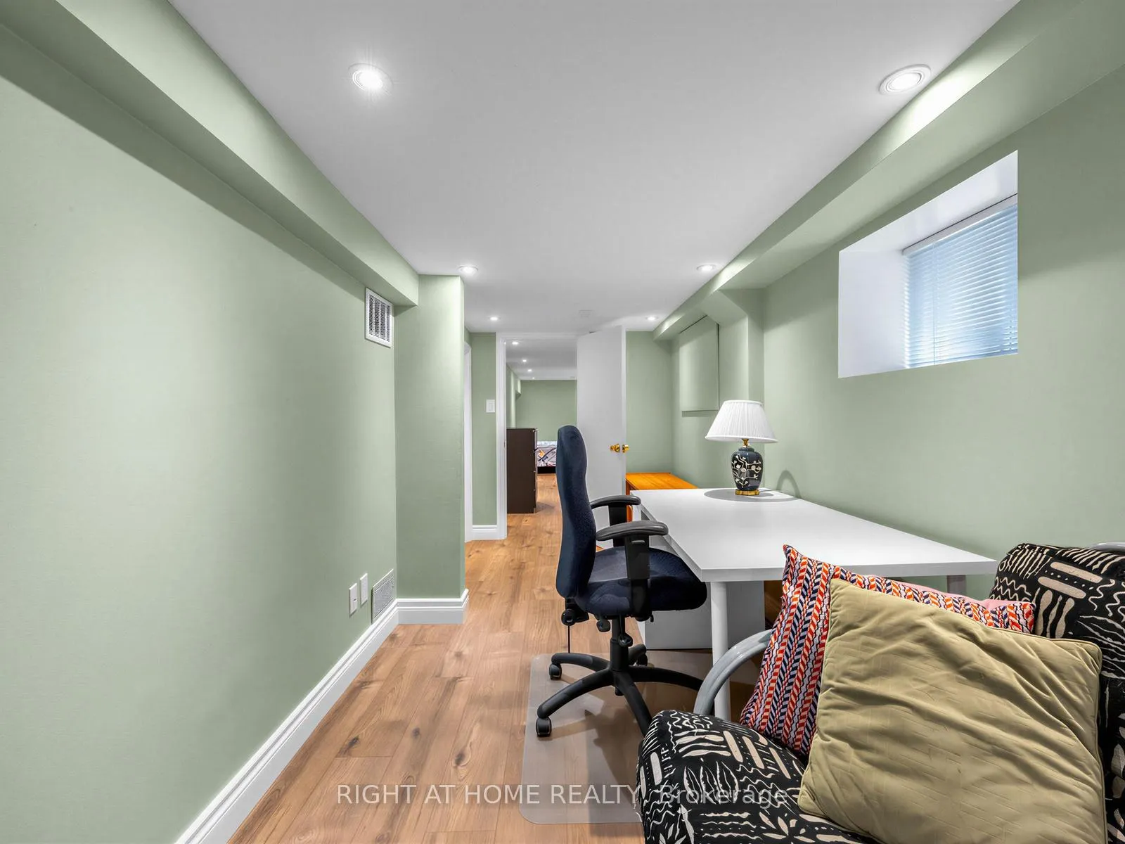 Photo 28 of 84 Shanly Street, Toronto, Dovercourt-Wallace Emerson-Junction — HOMEH