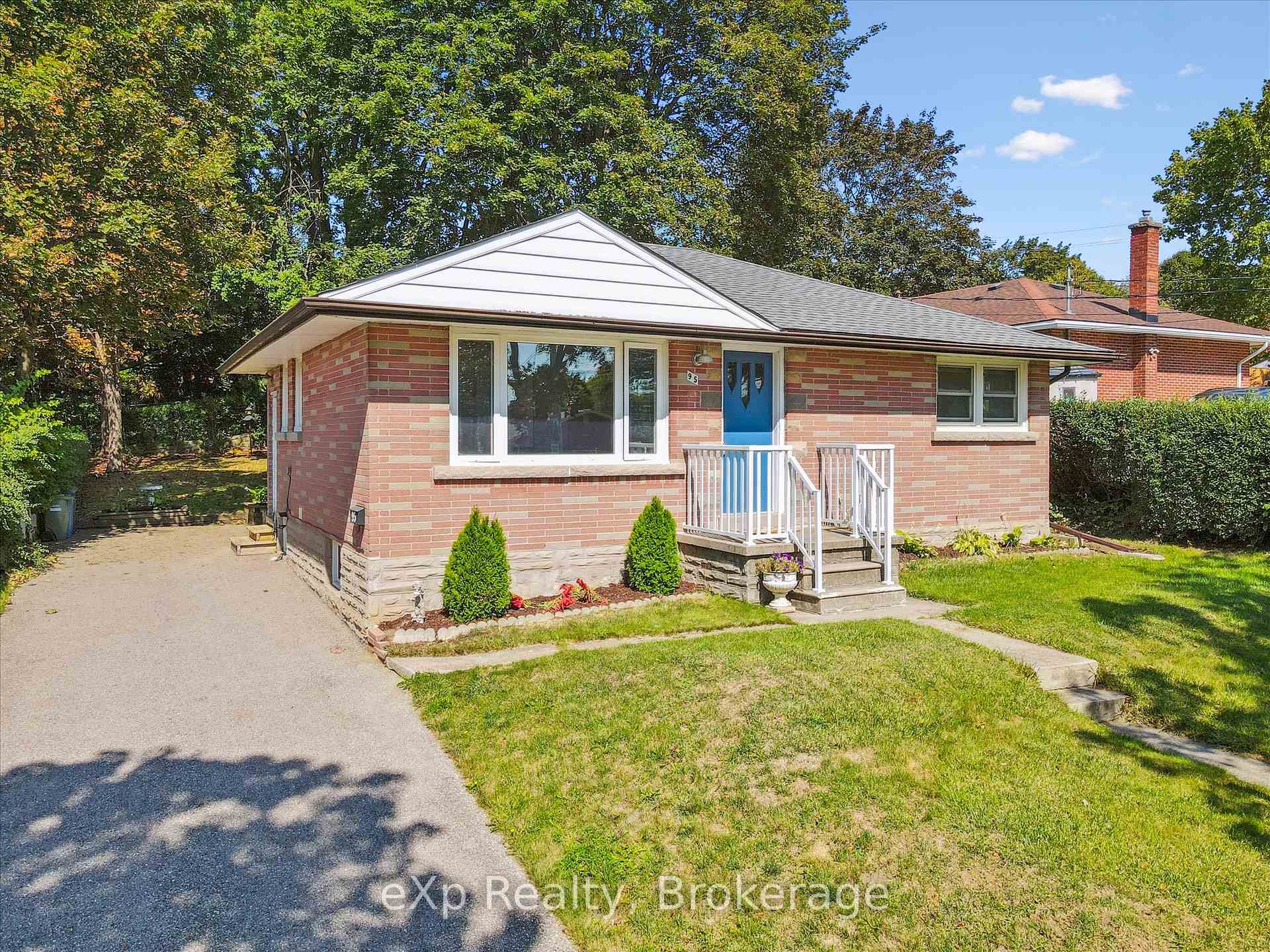 Photo 1 of 95 Ottawa Crescent, Guelph, St. George's — HOMEH