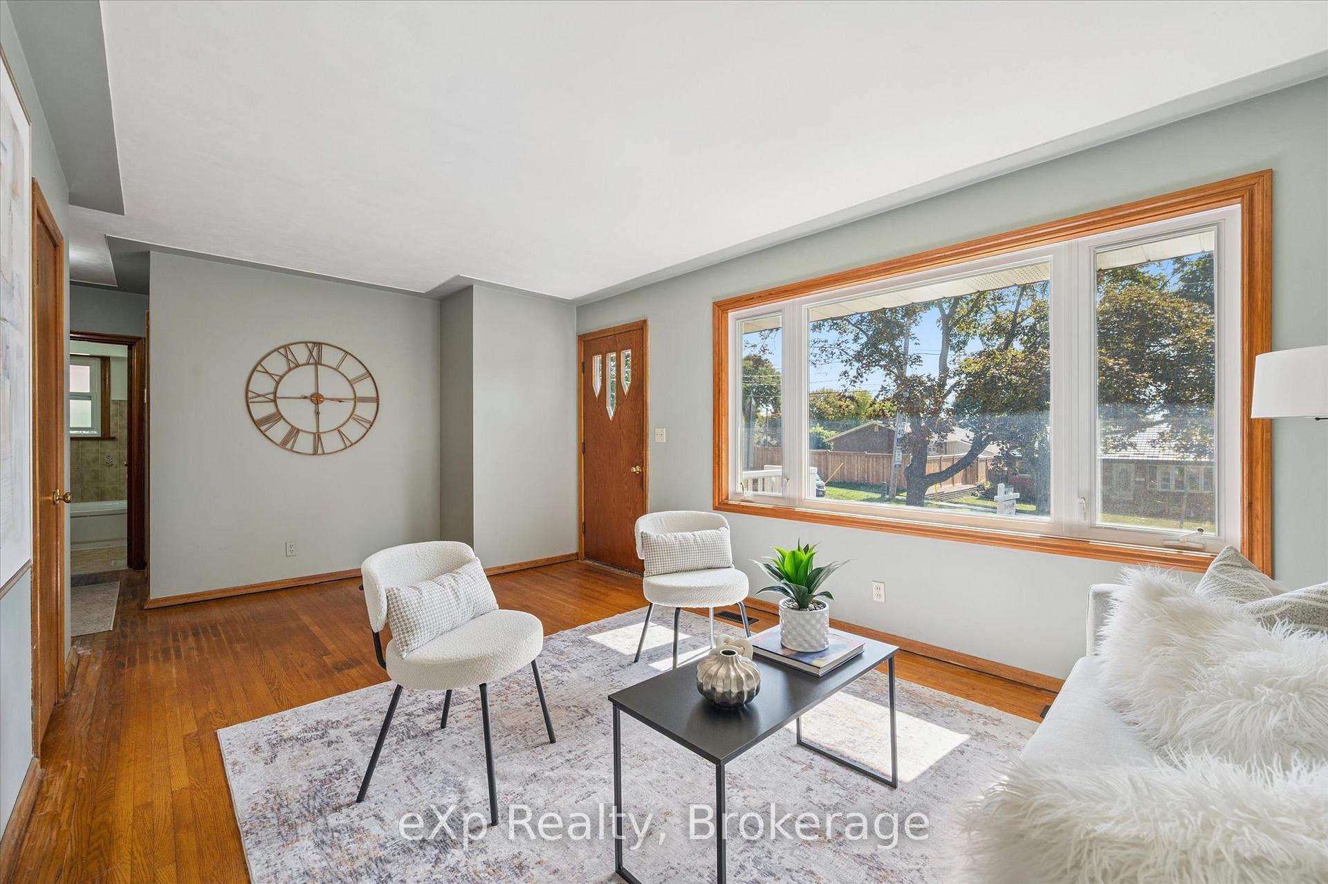 Photo 7 of 95 Ottawa Crescent, Guelph, St. George's — HOMEH