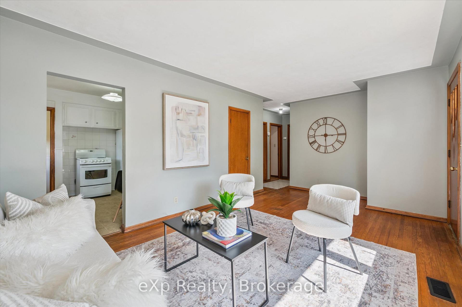 Photo 8 of 95 Ottawa Crescent, Guelph, St. George's — HOMEH