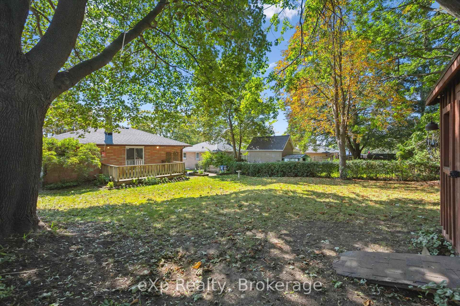 Photo 33 of 95 Ottawa Crescent, Guelph, St. George's — HOMEH