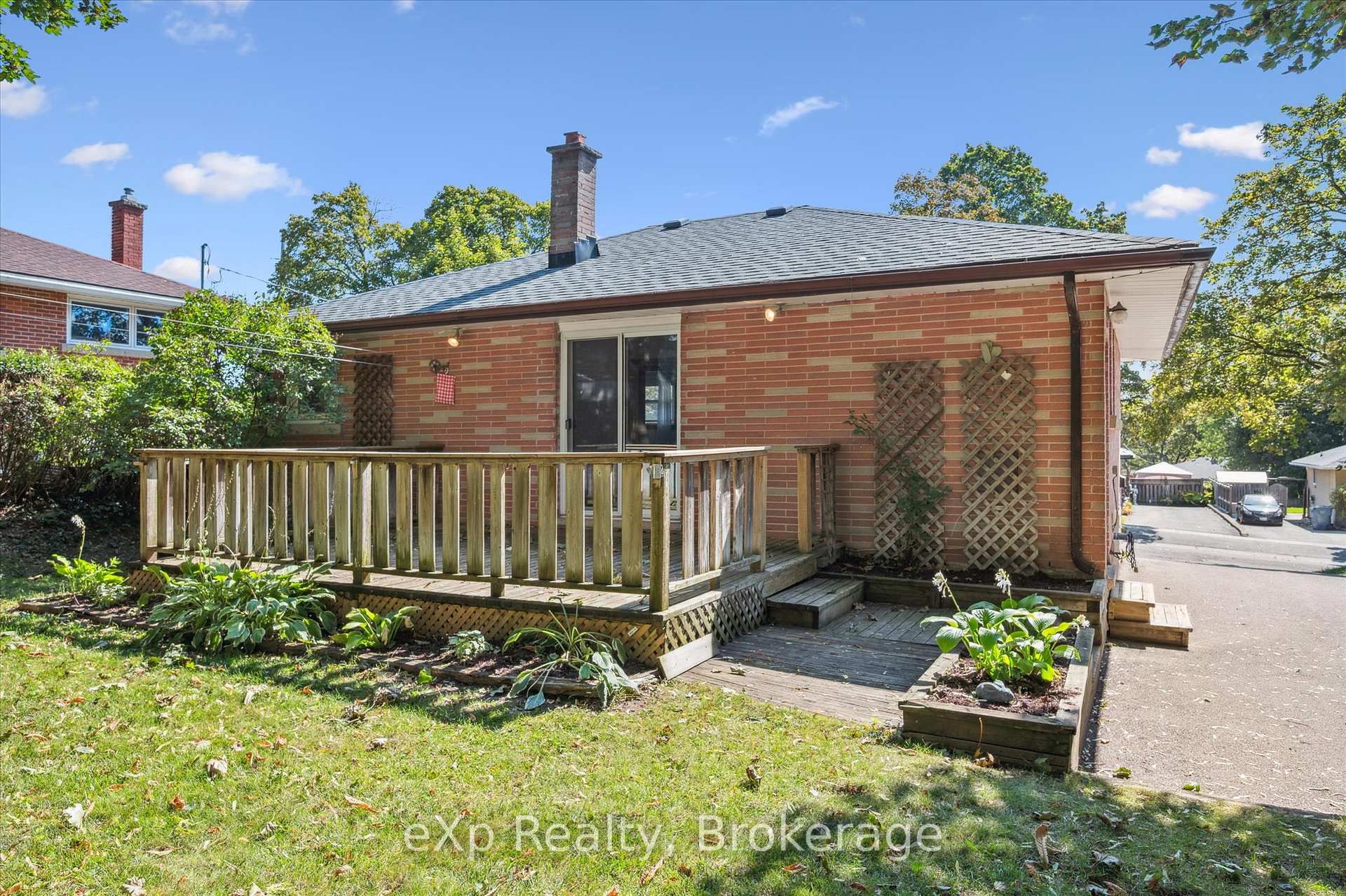 Photo 35 of 95 Ottawa Crescent, Guelph, St. George's — HOMEH