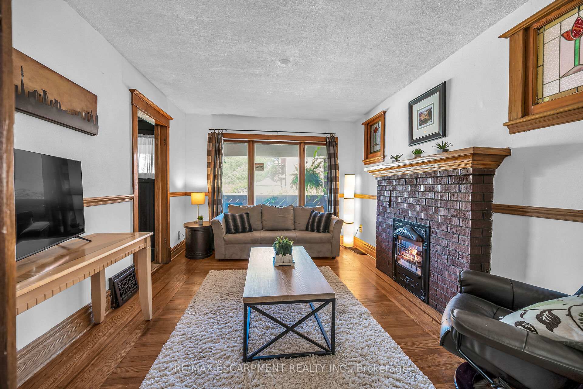 Photo 4 of 126 Cumberland Avenue, Hamilton, St. Clair — HOMEH