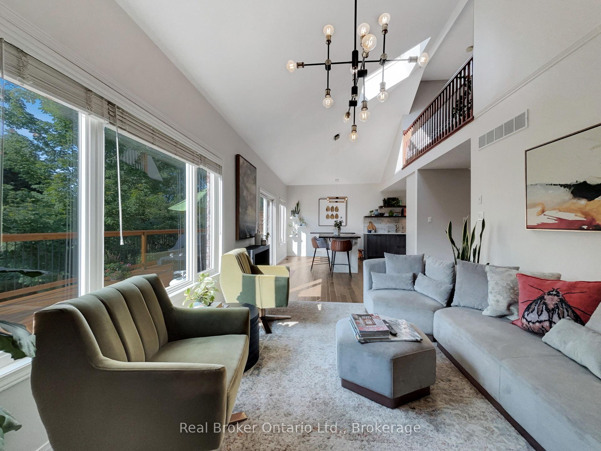 Photo 17 of 36 Pine Ridge Drive, Guelph, Pineridge/Westminster Woods — HOMEH