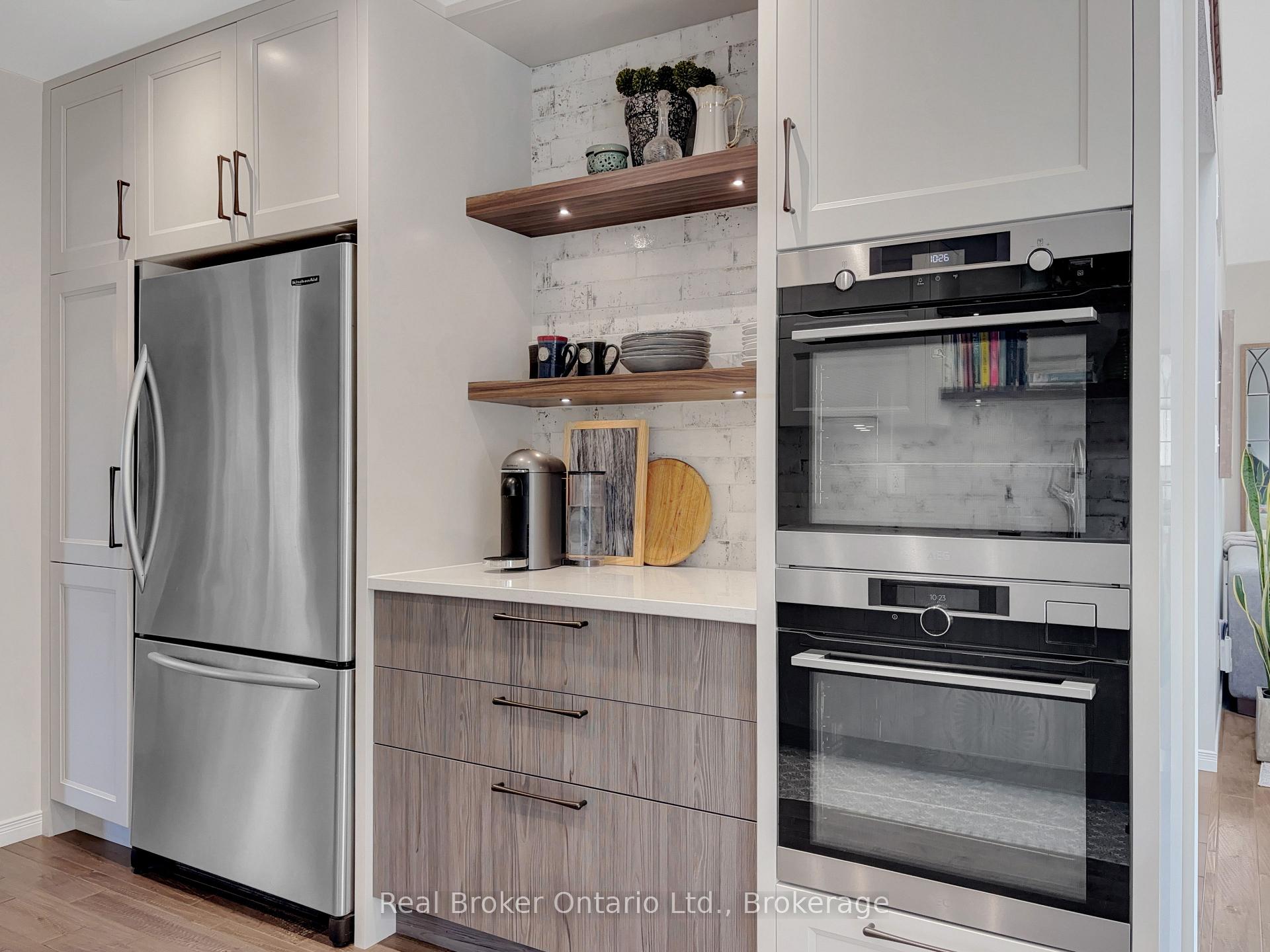 Photo 23 of 36 Pine Ridge Drive, Guelph, Pineridge/Westminster Woods — HOMEH