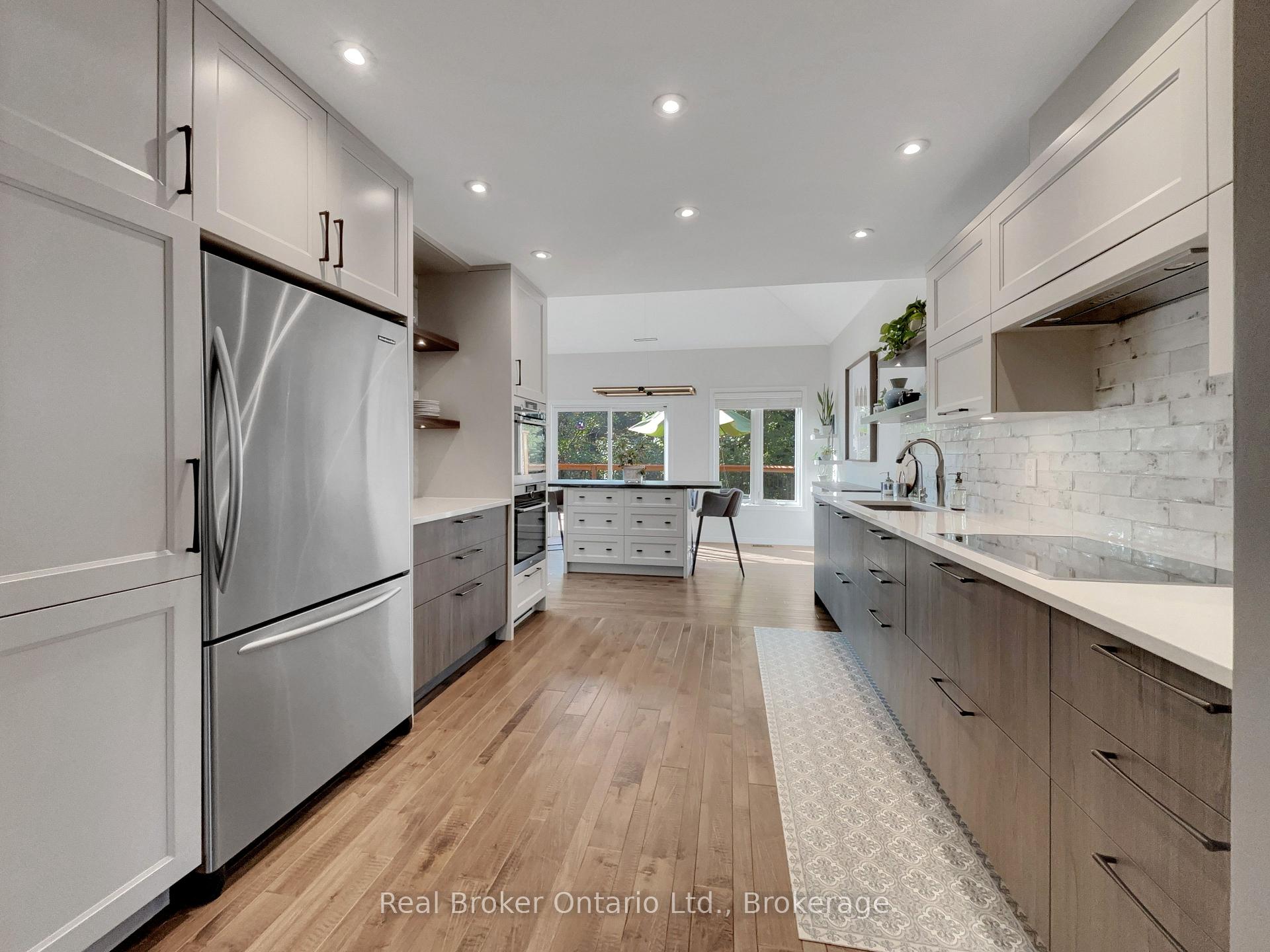 Photo 24 of 36 Pine Ridge Drive, Guelph, Pineridge/Westminster Woods — HOMEH