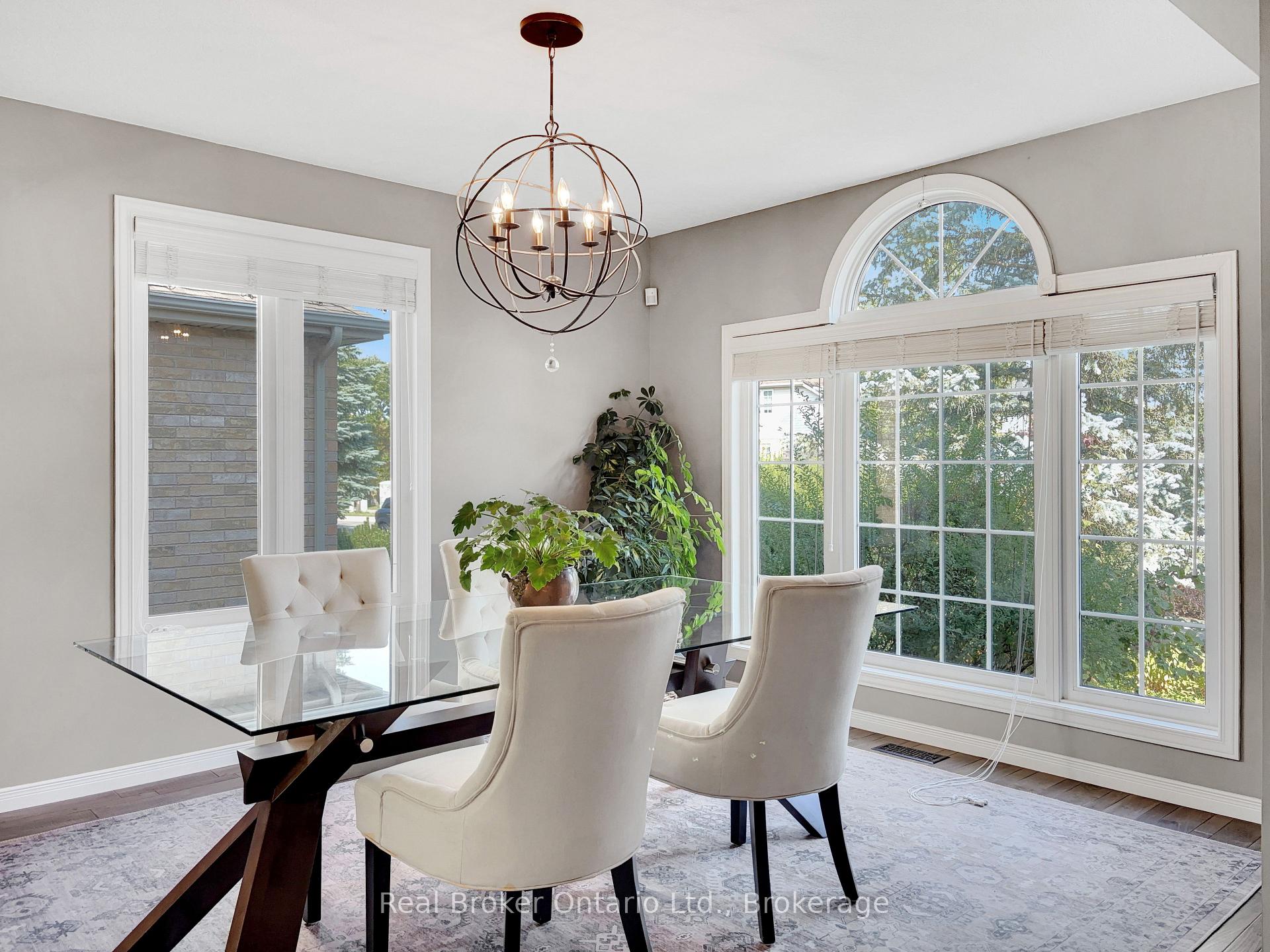 Photo 26 of 36 Pine Ridge Drive, Guelph, Pineridge/Westminster Woods — HOMEH
