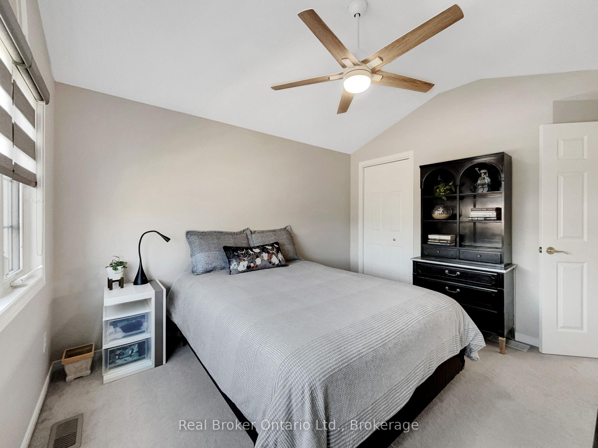 Photo 35 of 36 Pine Ridge Drive, Guelph, Pineridge/Westminster Woods — HOMEH