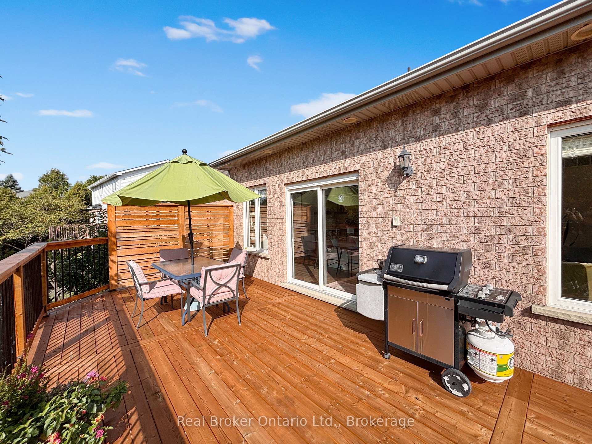 Photo 47 of 36 Pine Ridge Drive, Guelph, Pineridge/Westminster Woods — HOMEH