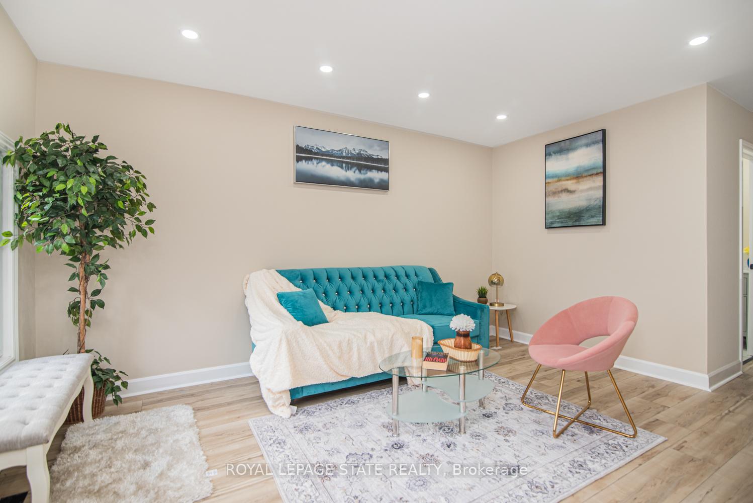 Photo 9 of 330 Fairfield Avenue, Hamilton, Homeside — HOMEH