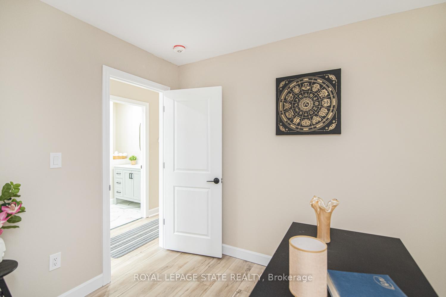 Photo 18 of 330 Fairfield Avenue, Hamilton, Homeside — HOMEH