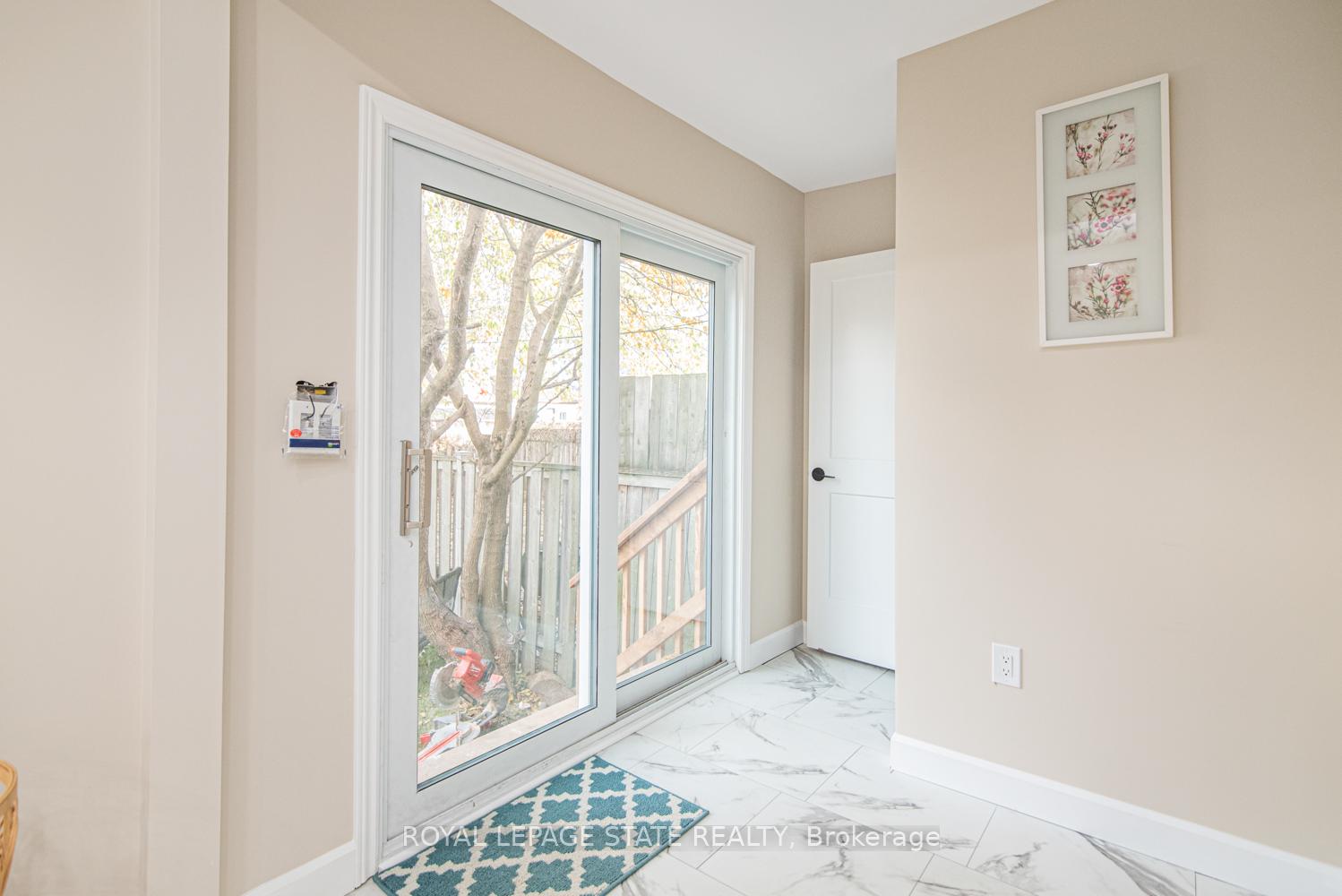 Photo 25 of 330 Fairfield Avenue, Hamilton, Homeside — HOMEH