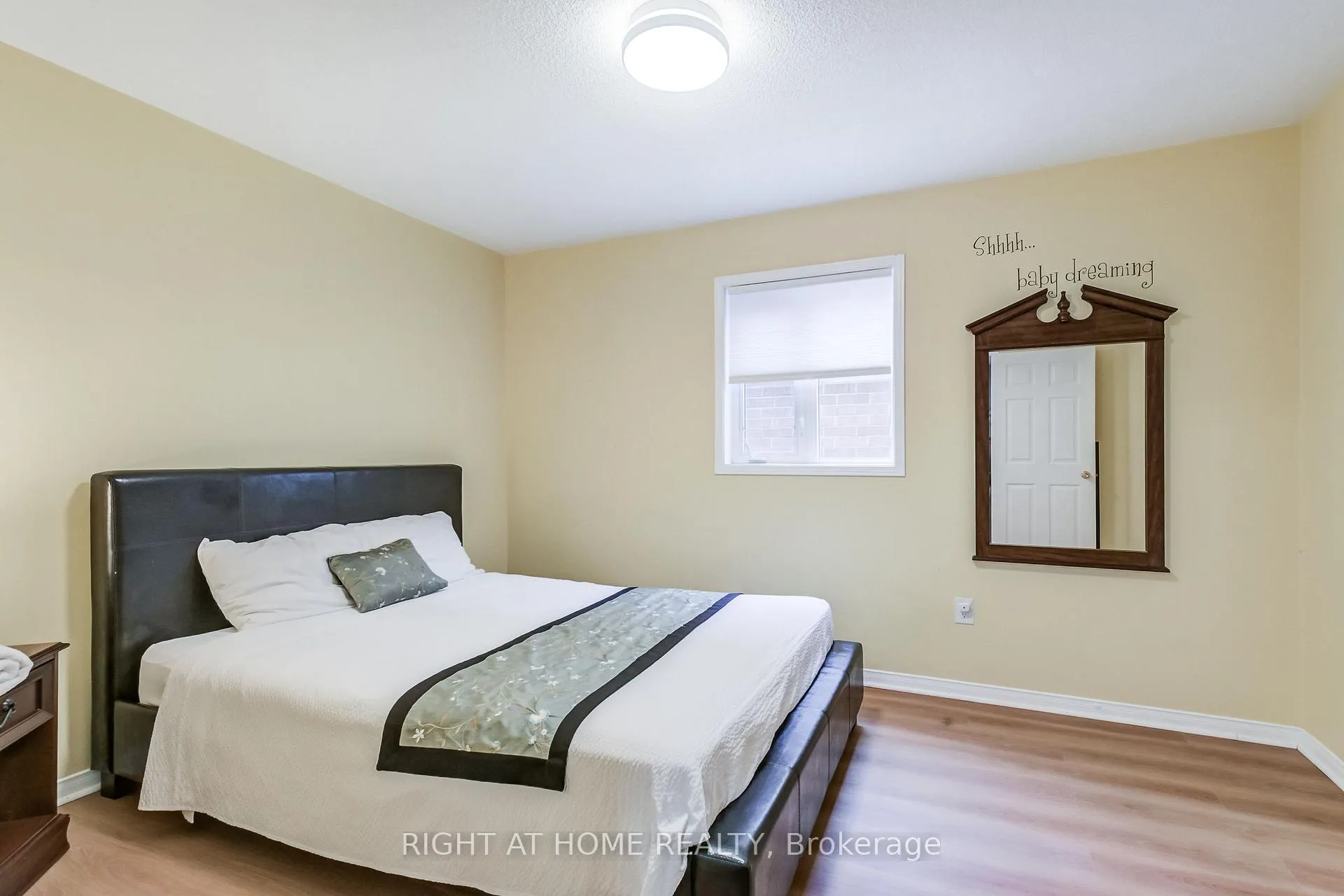 Photo 13 of 51 Crestridge Drive, Caledon, Bolton North — HOMEH