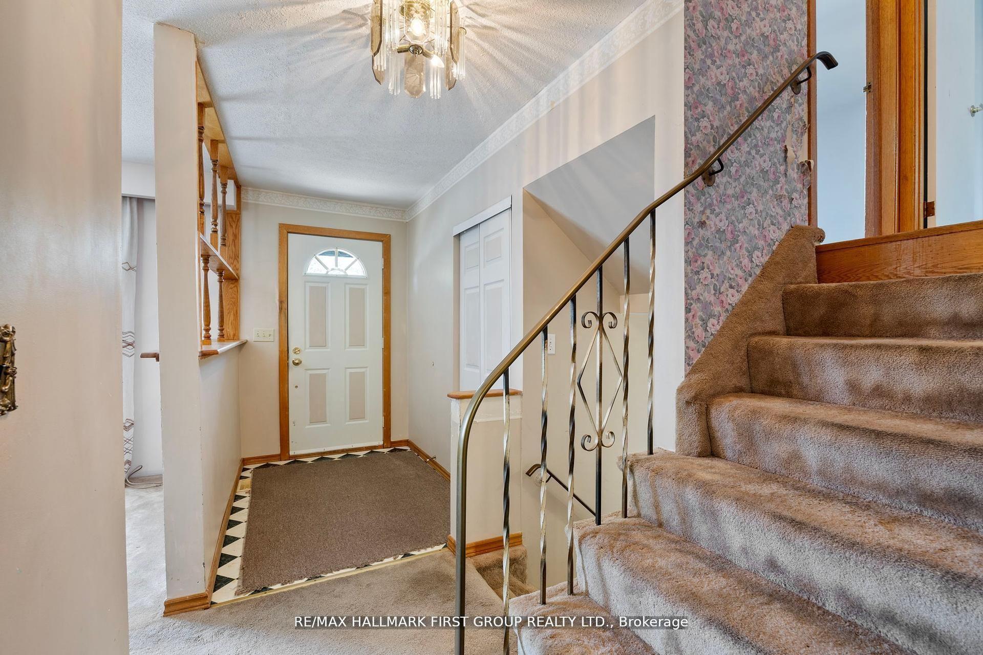 Photo 32 of 20 Lambard Crescent, Ajax, South East — HOMEH
