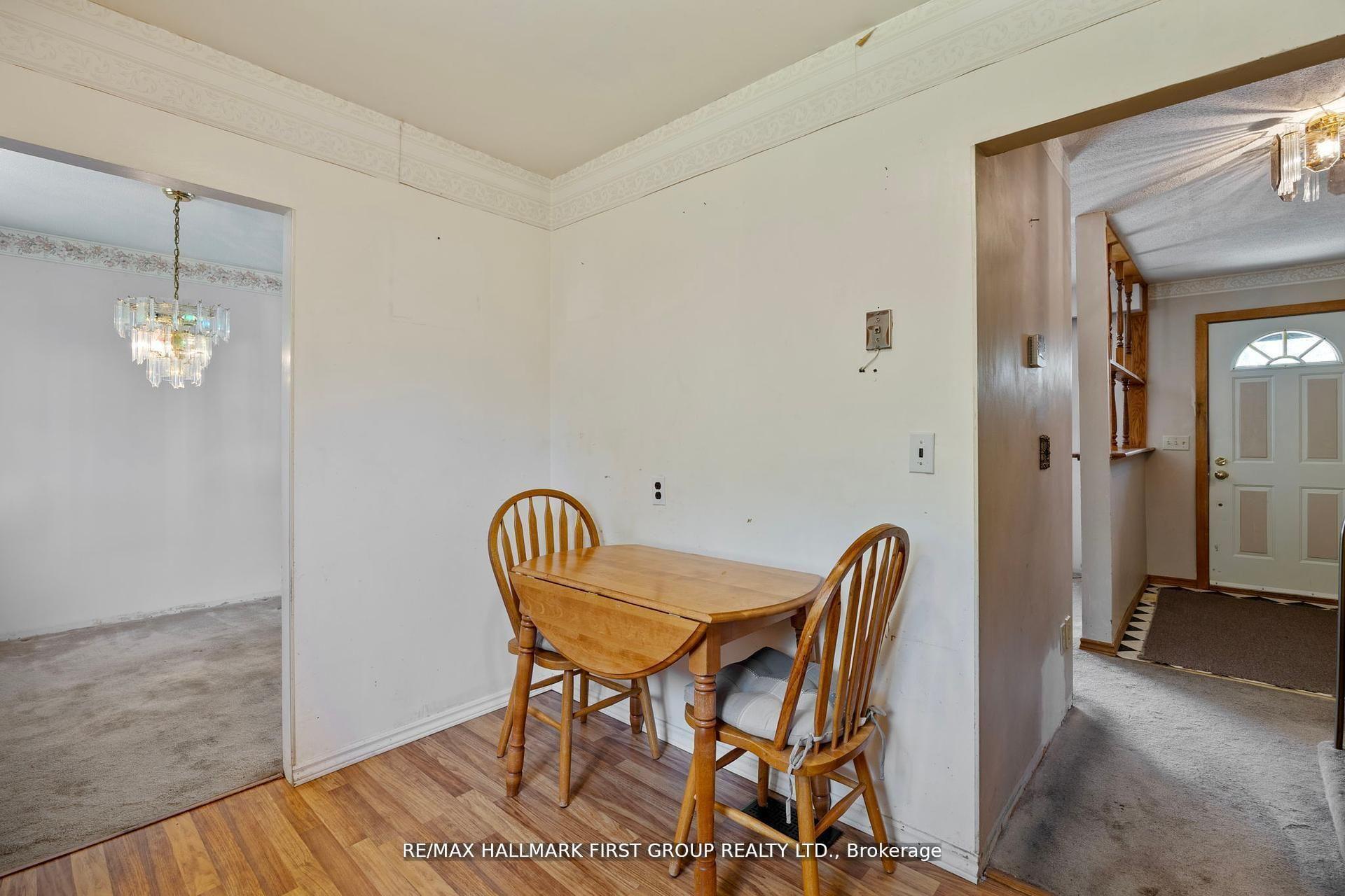 Photo 21 of 20 Lambard Crescent, Ajax, South East — HOMEH