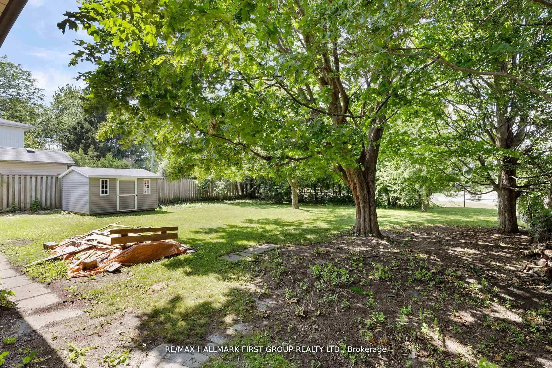 Photo 35 of 20 Lambard Crescent, Ajax, South East — HOMEH