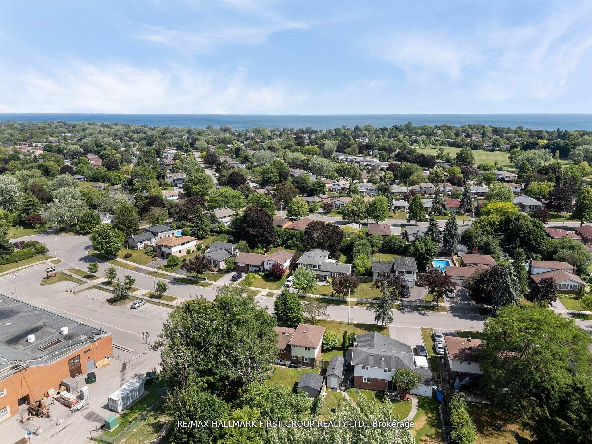 Photo 48 of 20 Lambard Crescent, Ajax, South East — HOMEH