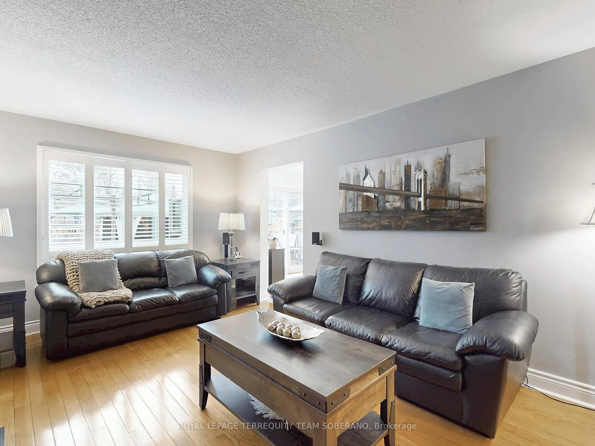 Photo 15 of 1549 Saugeen Drive, Pickering, Amberlea — HOMEH