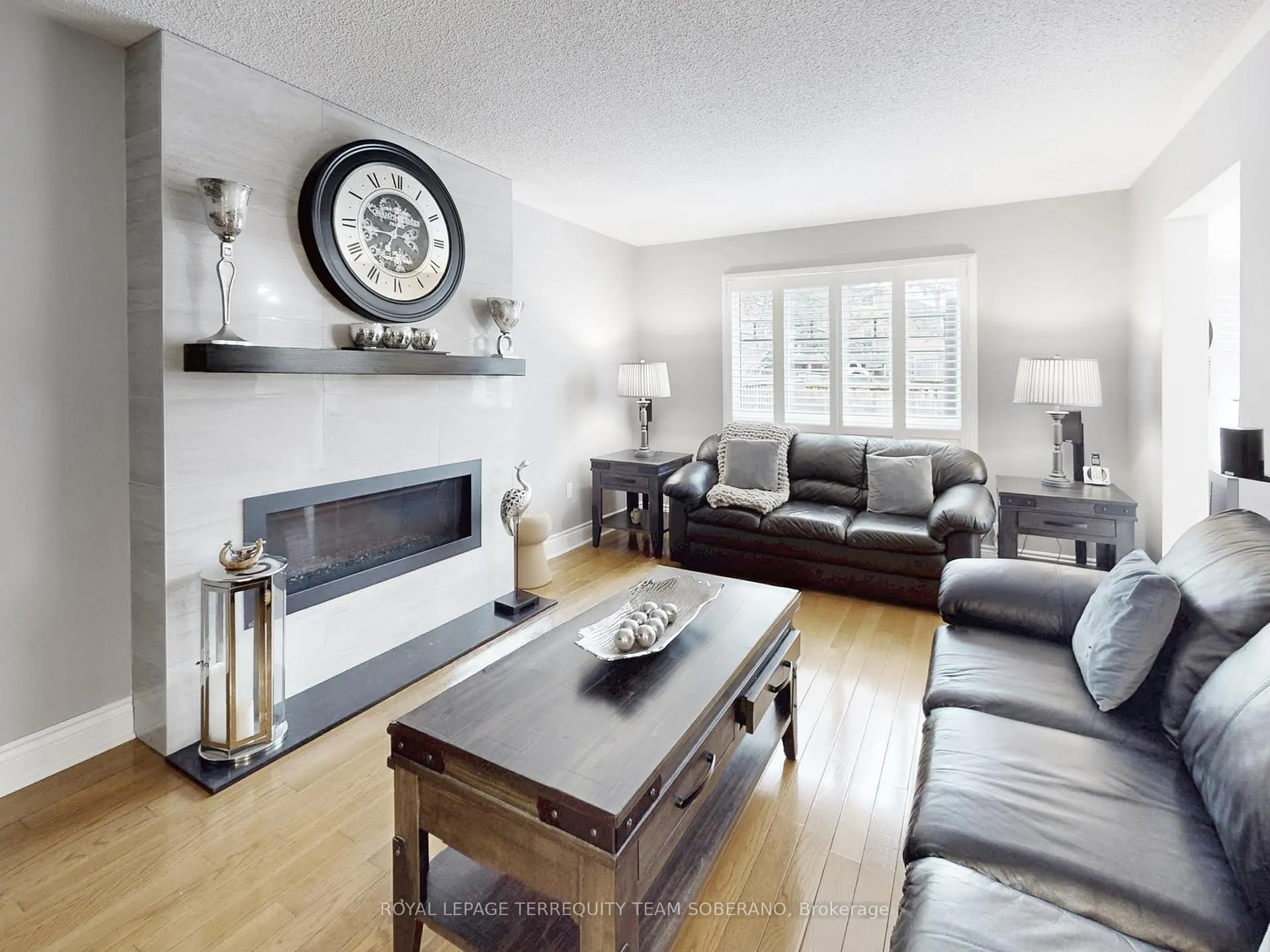 Photo 16 of 1549 Saugeen Drive, Pickering, Amberlea — HOMEH