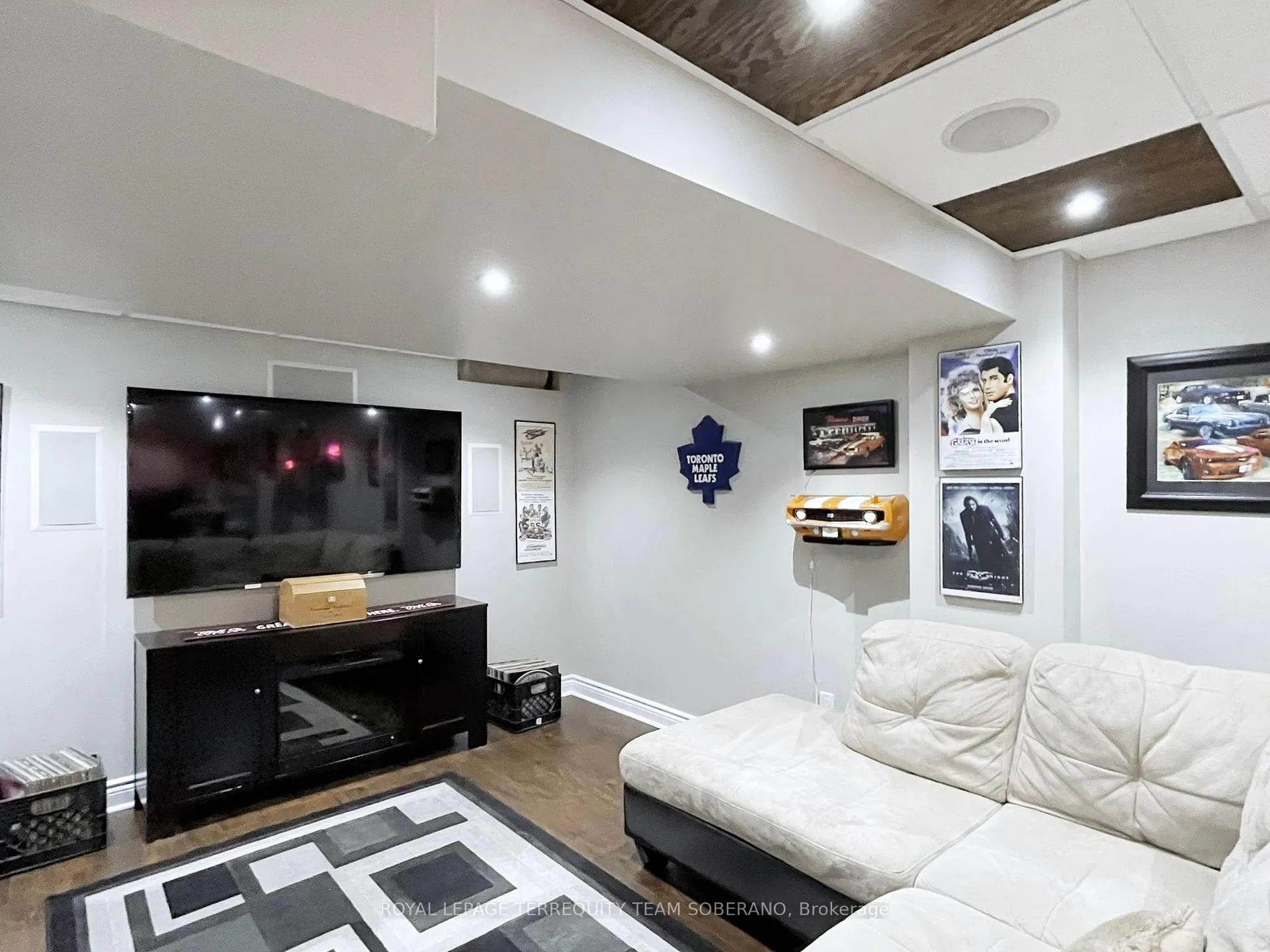 Photo 36 of 1549 Saugeen Drive, Pickering, Amberlea — HOMEH