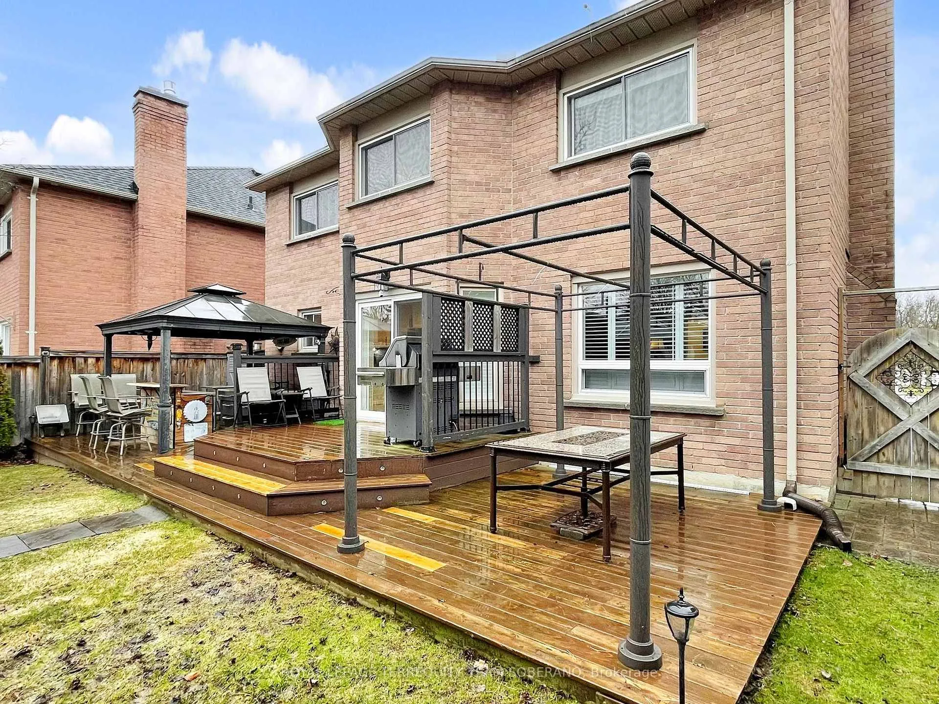 Photo 44 of 1549 Saugeen Drive, Pickering, Amberlea — HOMEH