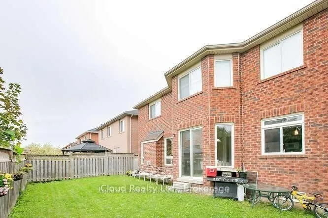 Photo 30 of 81 Crown Victoria ( Upper) Drive, Brampton, Fletcher's Meadow — HOMEH