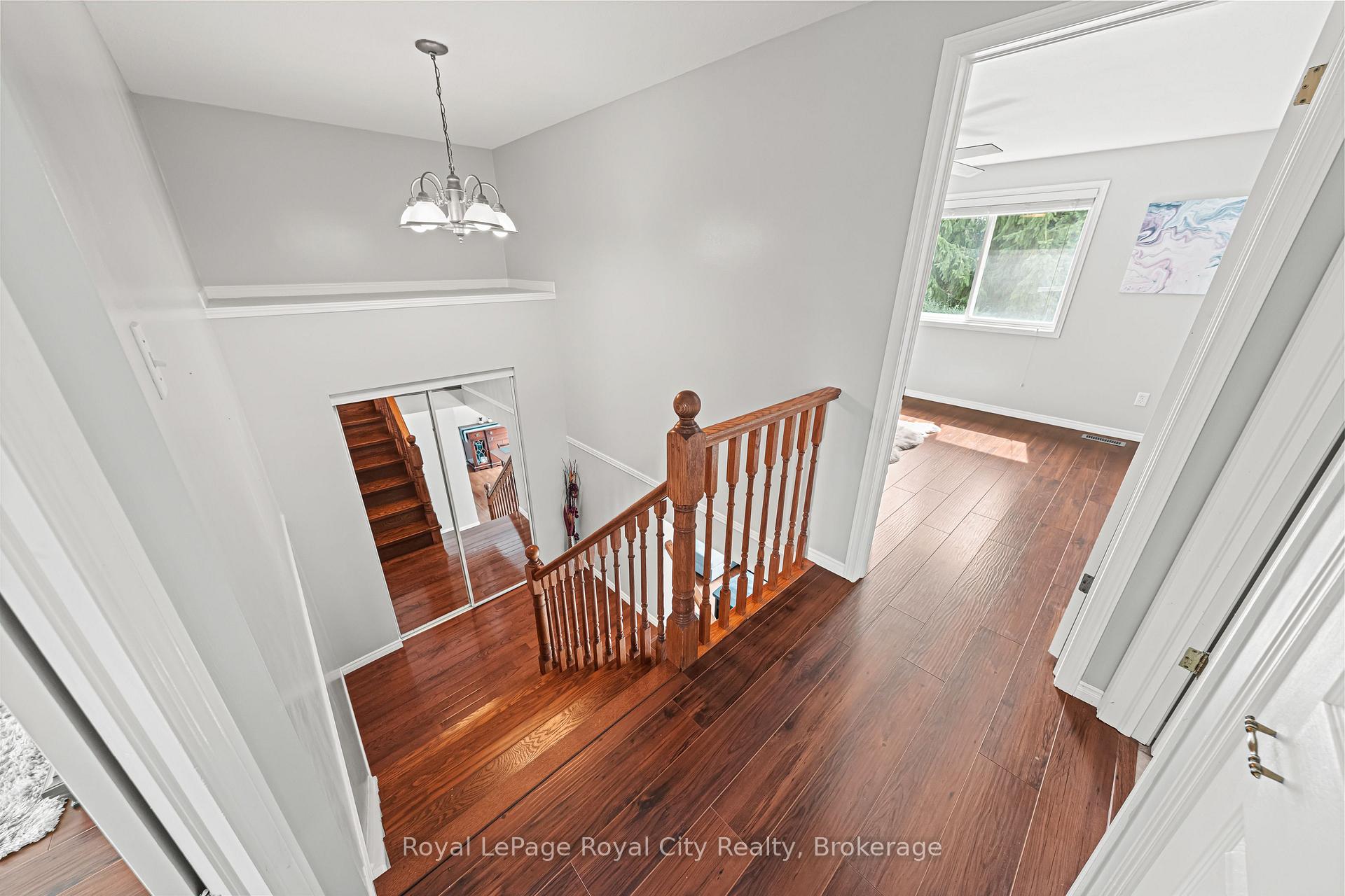 Photo 19 of 89 Doyle Drive, Guelph, Clairfields/Hanlon Business Park — HOMEH