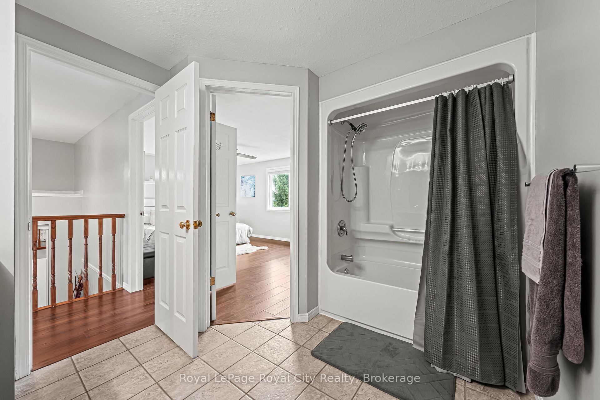 Photo 30 of 89 Doyle Drive, Guelph, Clairfields/Hanlon Business Park — HOMEH