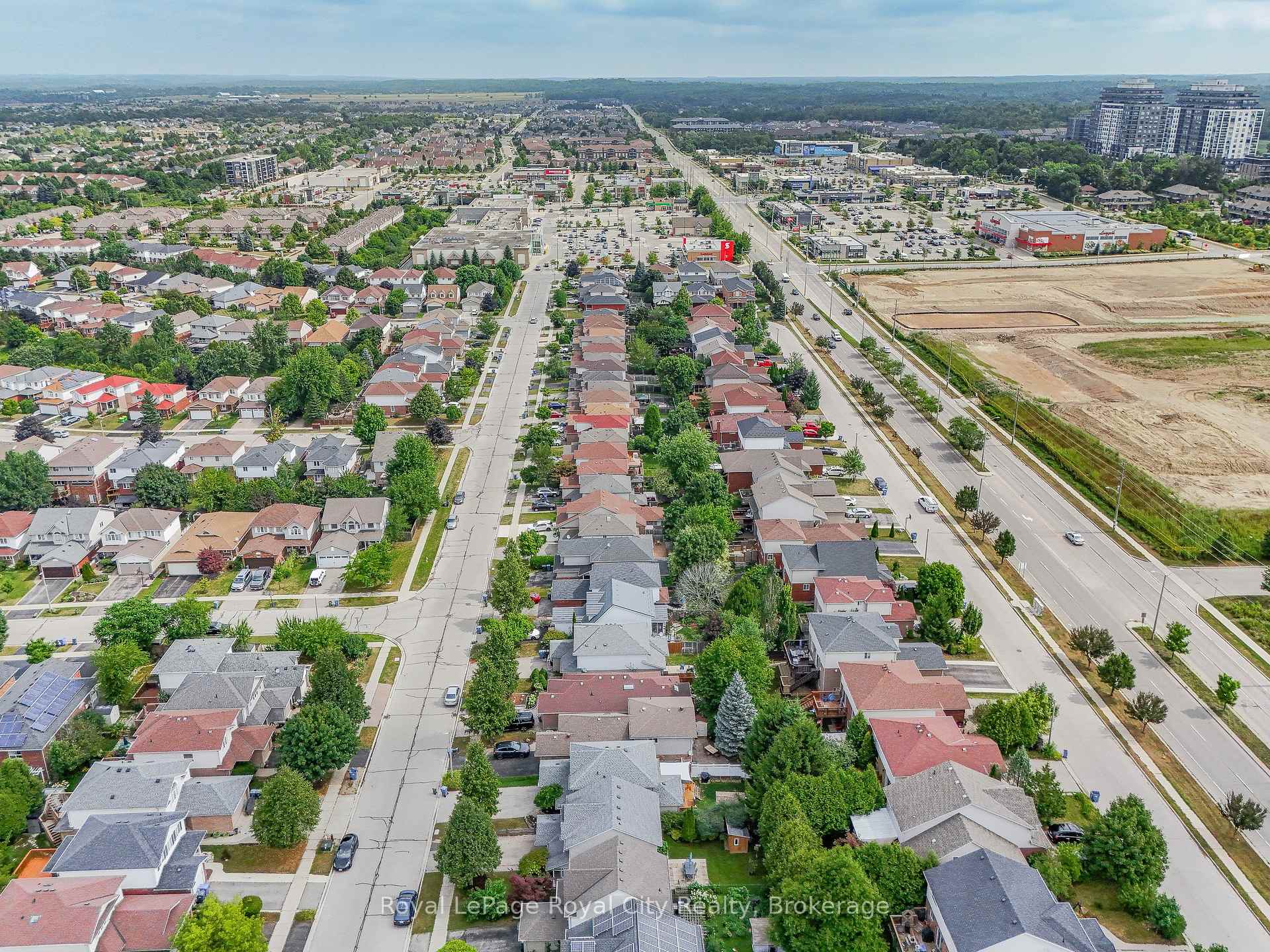 Photo 47 of 89 Doyle Drive, Guelph, Clairfields/Hanlon Business Park — HOMEH