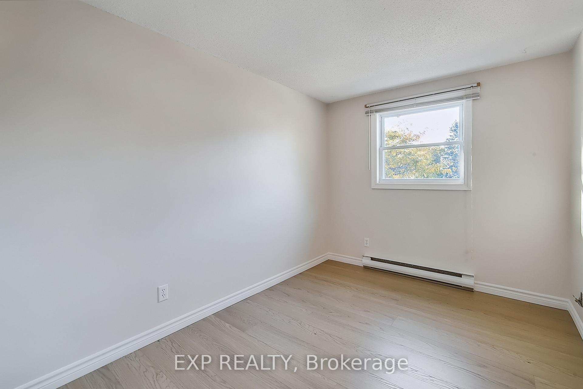 Photo 14 of 22 Upton Crescent, Guelph, Grange Road — HOMEH