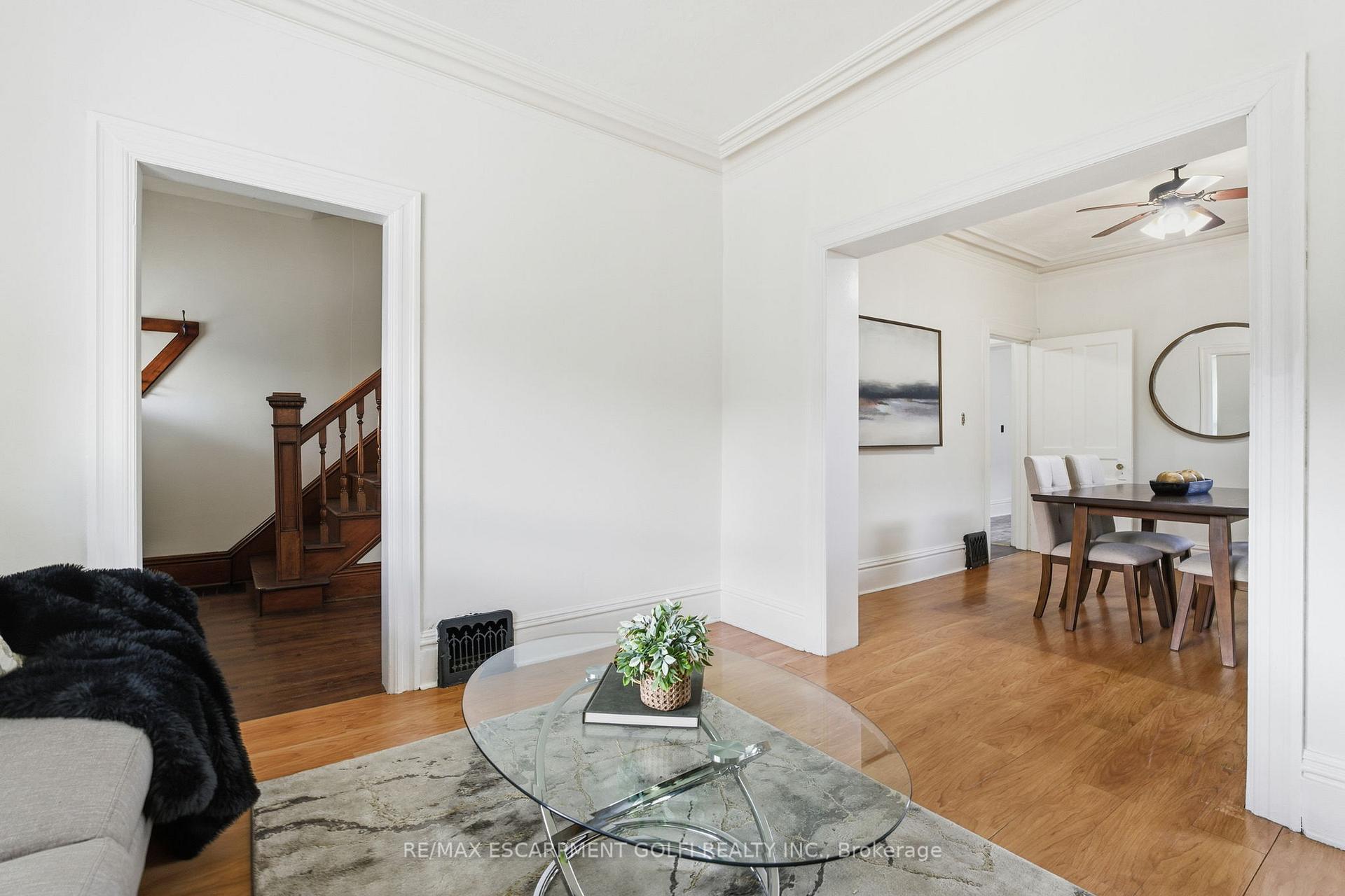 Photo 8 of 217 Emerald Street N, Hamilton, Stinson — HOMEH