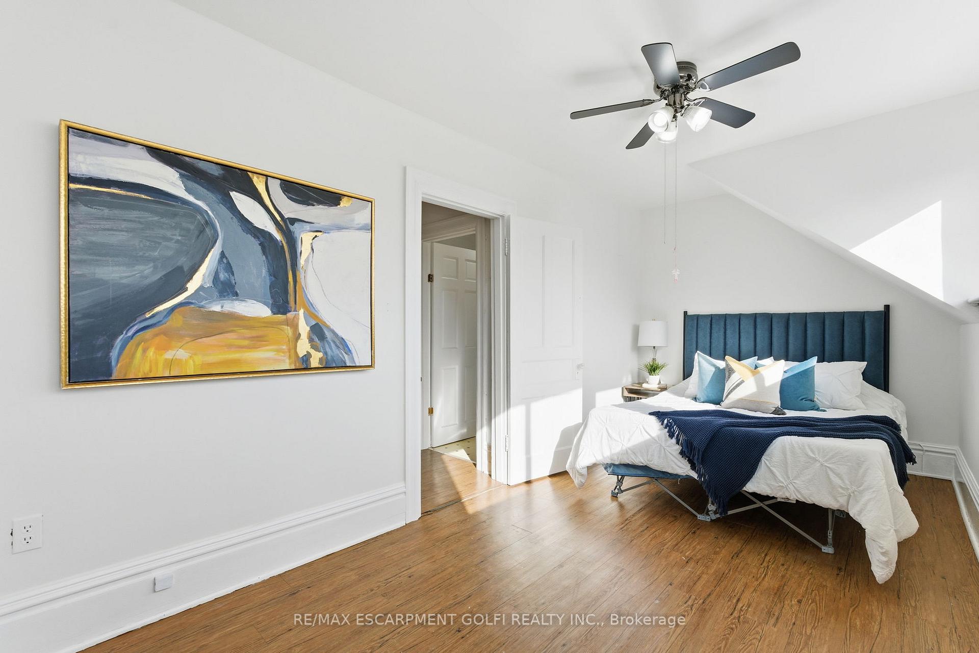 Photo 20 of 217 Emerald Street N, Hamilton, Stinson — HOMEH
