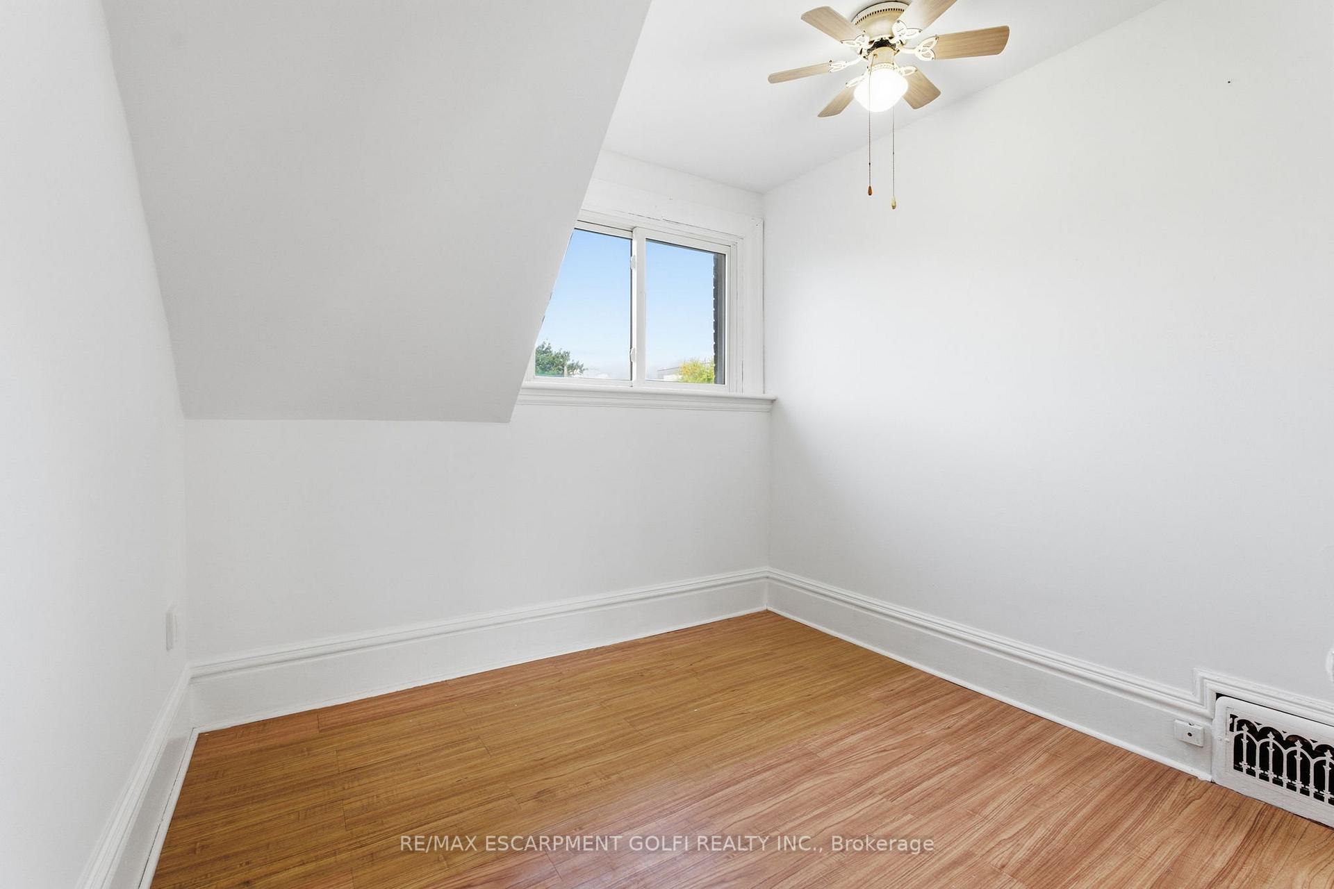 Photo 26 of 217 Emerald Street N, Hamilton, Stinson — HOMEH