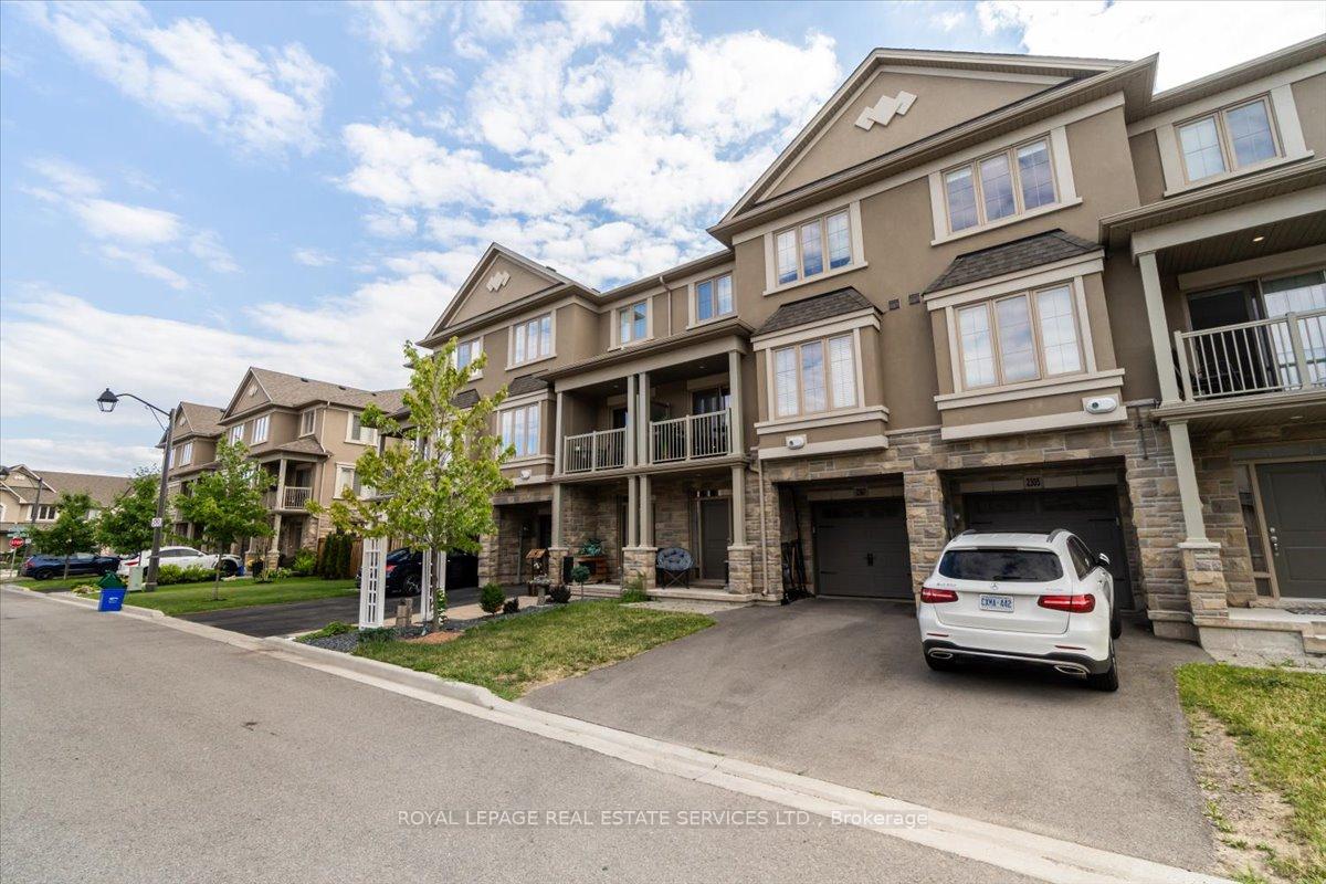 Front of 2307 Natasha Circle