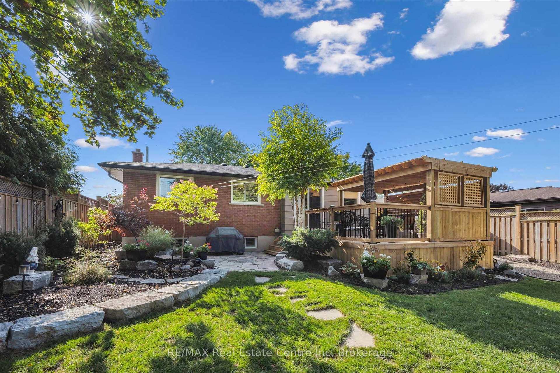 Photo 3 of 12 Carter Drive, Guelph, Grange Road — HOMEH