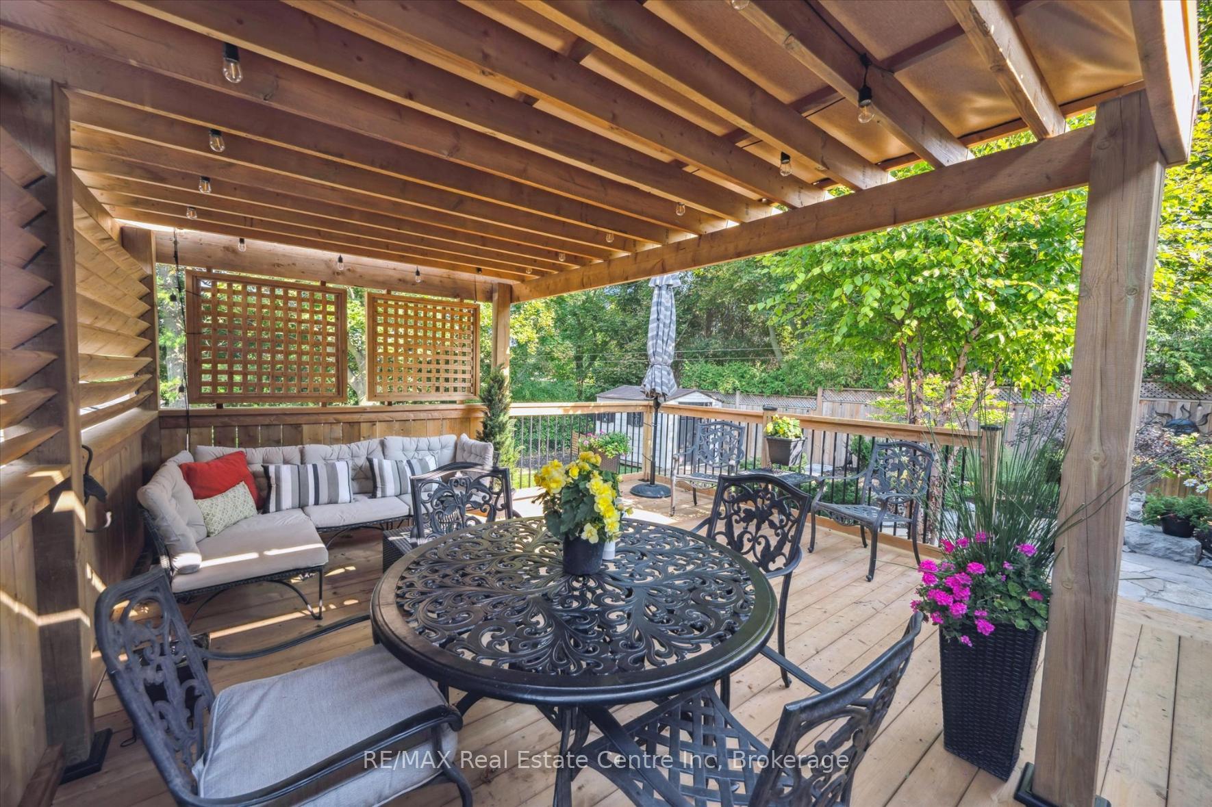 Photo 27 of 12 Carter Drive, Guelph, Grange Road — HOMEH