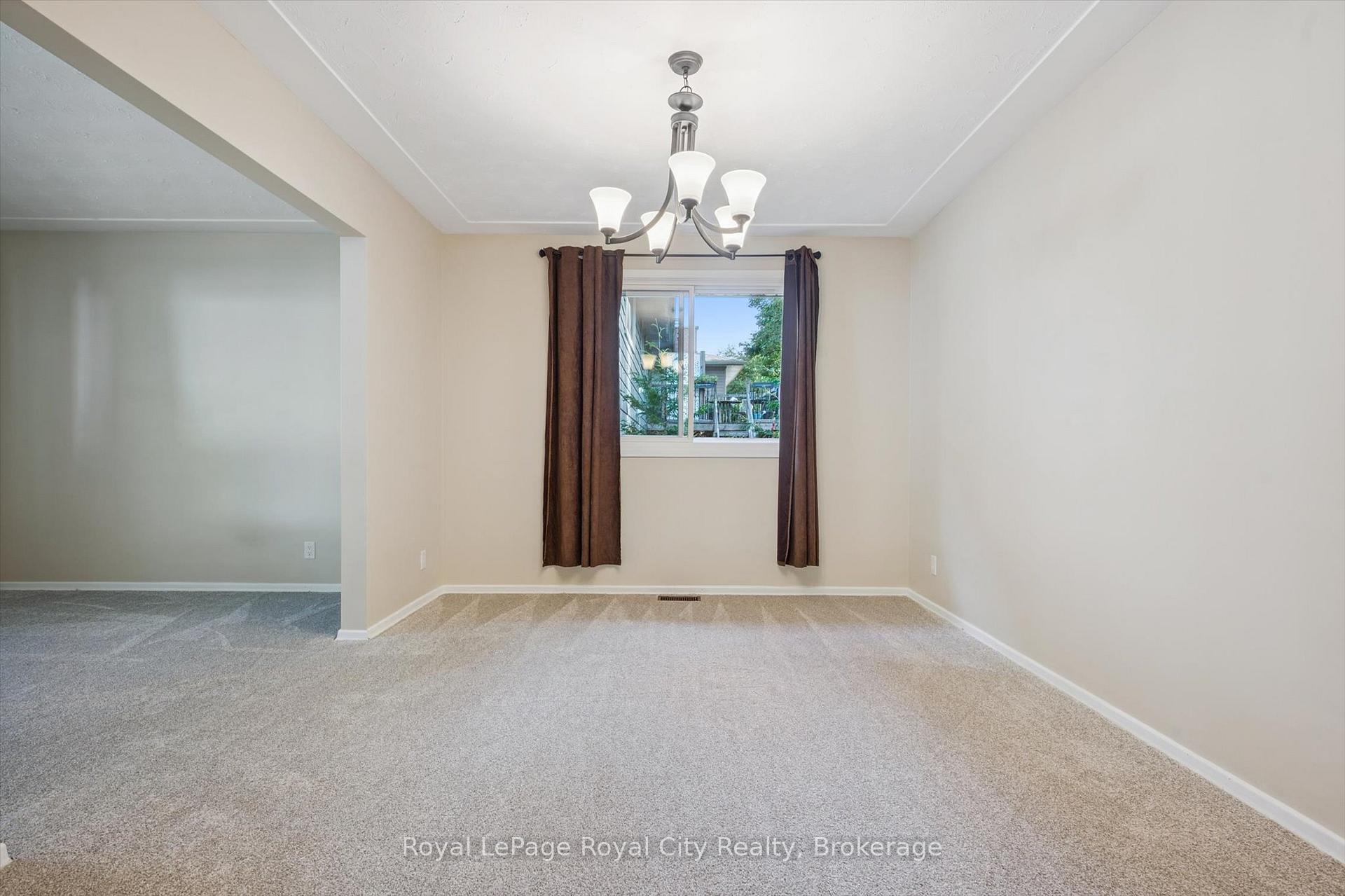 Photo 8 of 104 Harvard Road, Guelph, Kortright West — HOMEH