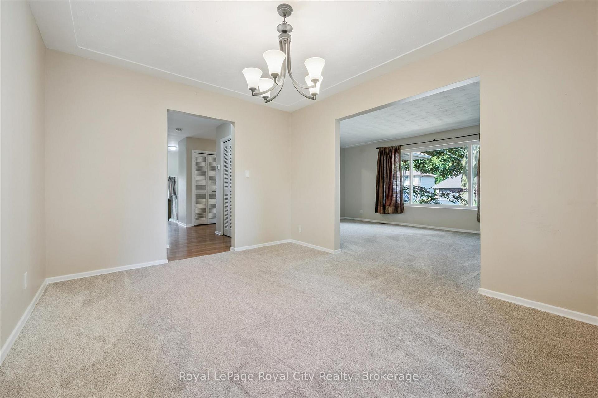 Photo 9 of 104 Harvard Road, Guelph, Kortright West — HOMEH